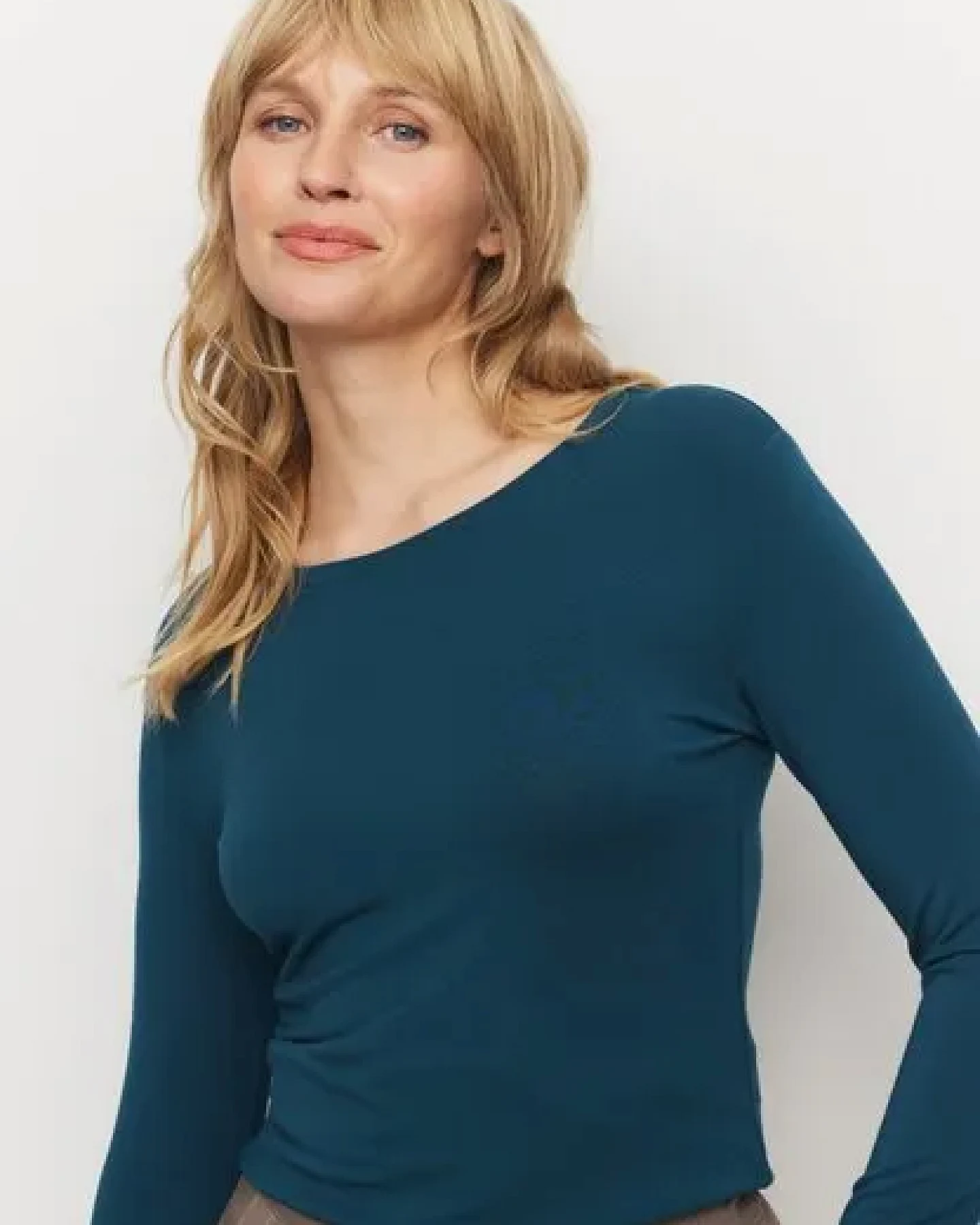 Damen Longsleeve aus LENZING Modal Mix - AVENUELA - recolution – Ansicht 3