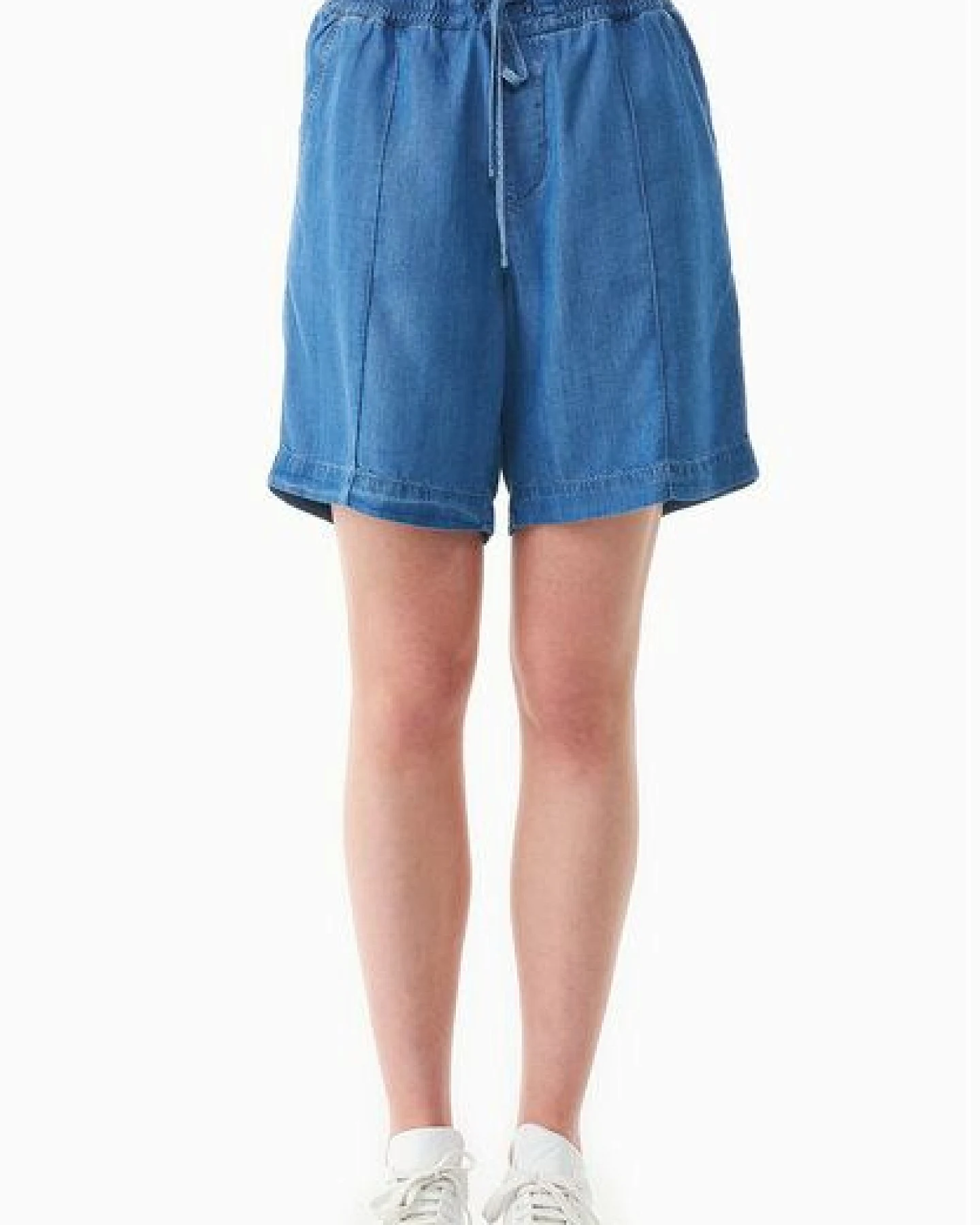 ORGANICATION Shorts aus TENCEL Lyocell in Denim-Optik – Ansicht 2