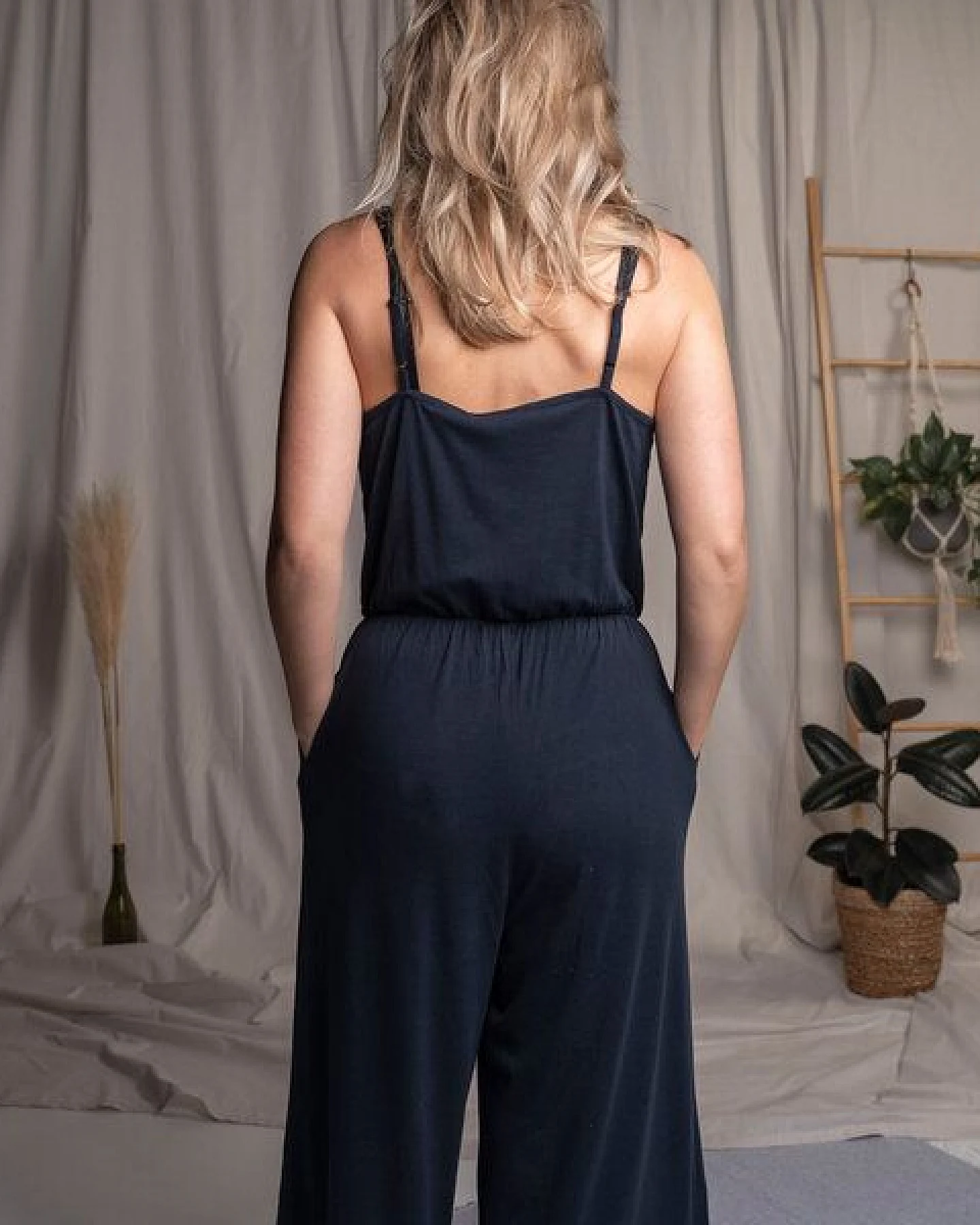 Vresh Clothing Velicity - Jumpsuit mit TENCEL (TM) Lyocell – Ansicht 4