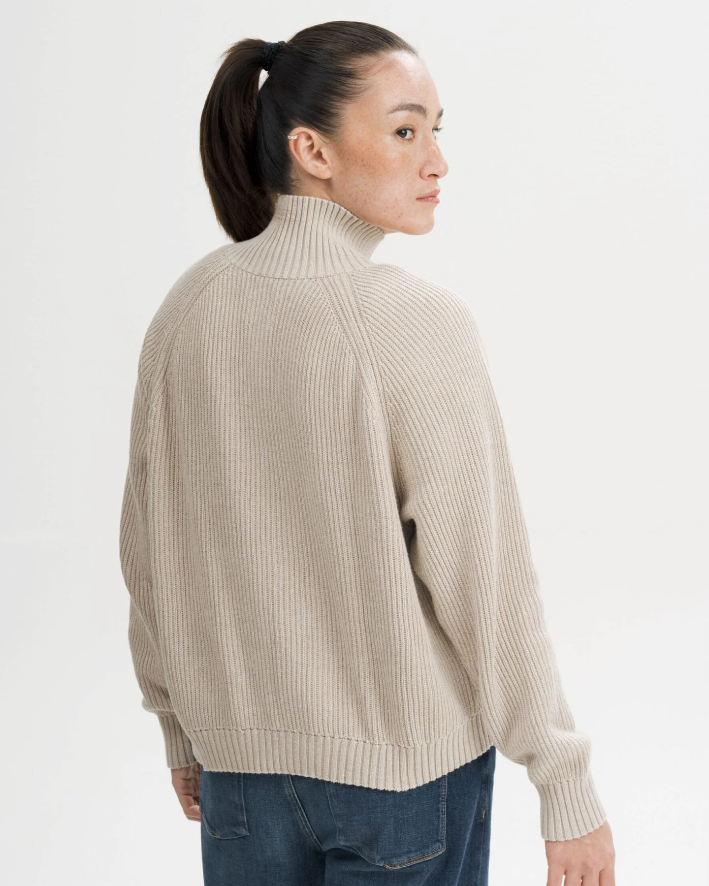 MELA Damen vegan Strickjacke Mit Rippstrick Kamuka Pebble-Melange – Ansicht 2