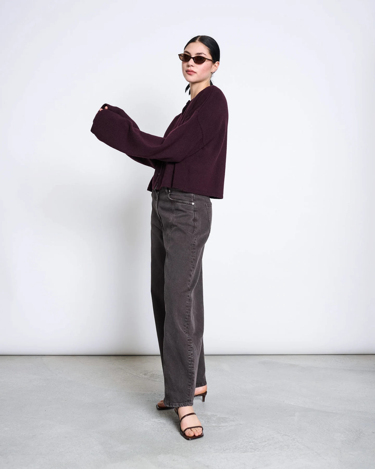 JAN 'N JUNE Damen vegan Jeans Barrel Leg Faya Mud – Ansicht 2