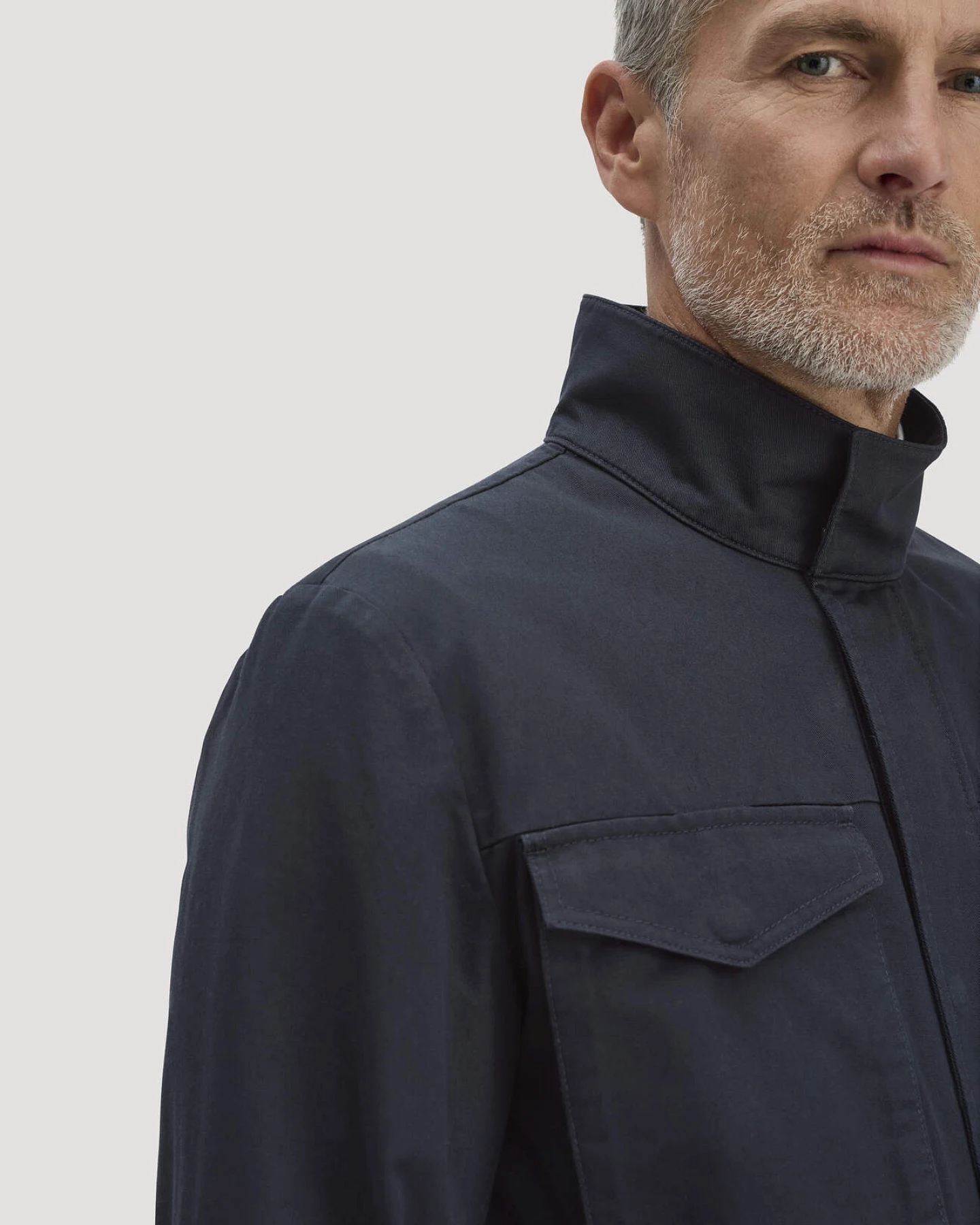 hessnatur Herren Field Jacket Regular aus Bio-Baumwolle - blau - Größe 56 – Ansicht 4