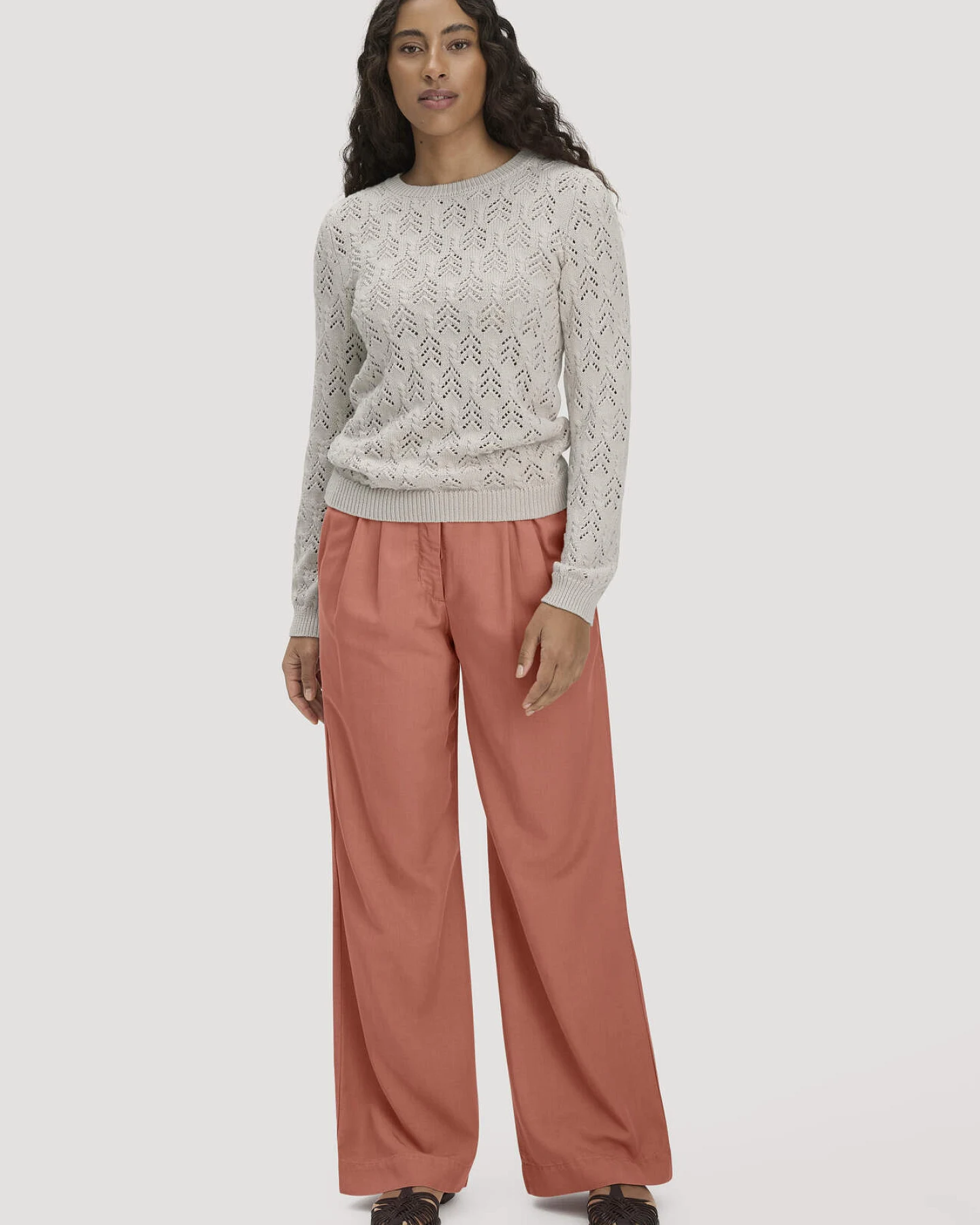 hessnatur Damen Strick Pullover Regular aus Bio-Baumwolle und Schurwolle - beige - Größe XL – Ansicht 2