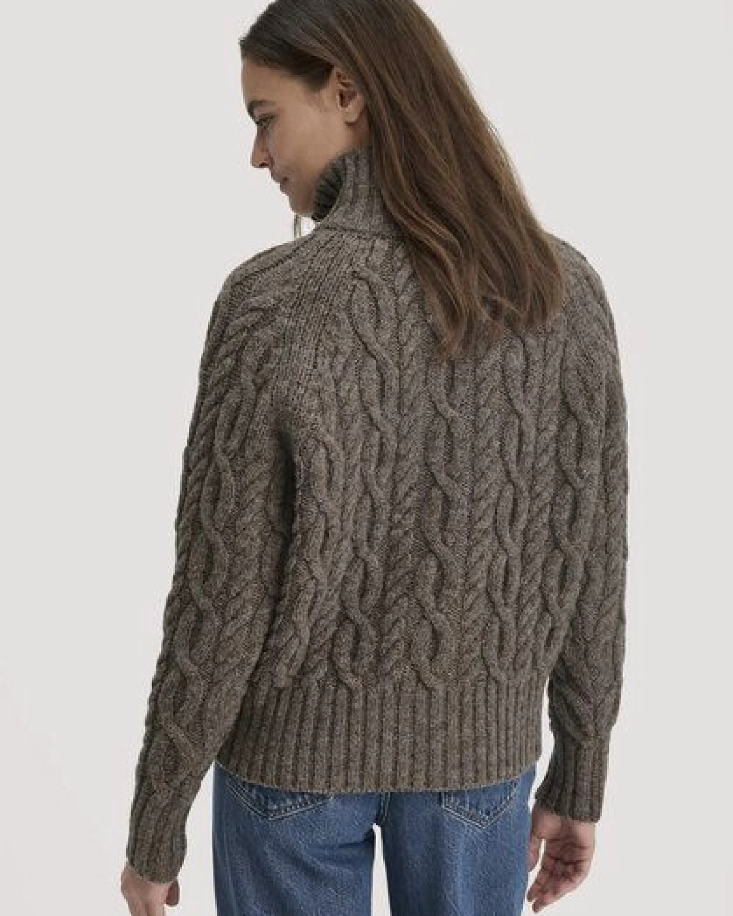 hessnatur Strick Jacke Relaxed aus reiner Schurwolle – Ansicht 2