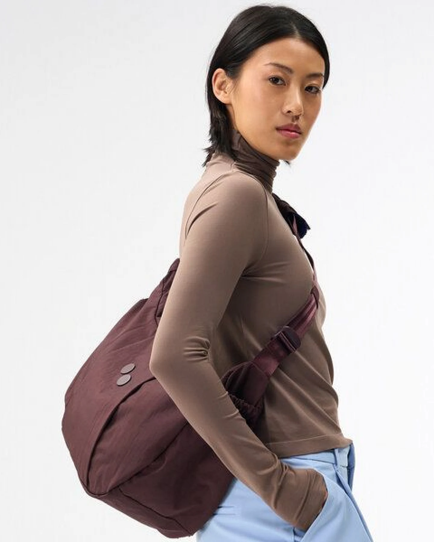 pinqponq Crossbody Bag Krumm Large – Ansicht 2