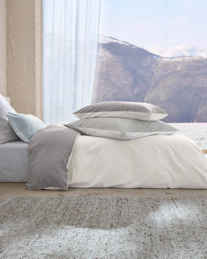 hessnatur Biber Wende-Bettwäsche-Set aus Bio-Baumwolle - grau - Größe 155x220 / 80x80 cm