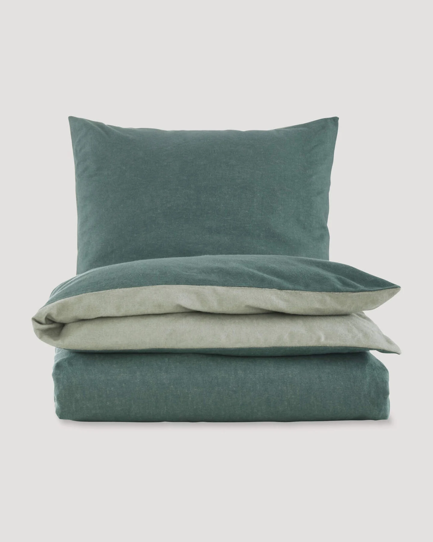 hessnatur Biber Wende-Bettwäsche-Set aus Bio-Baumwolle - grün - Größe 135x200 / 80x80 cm – Ansicht 3