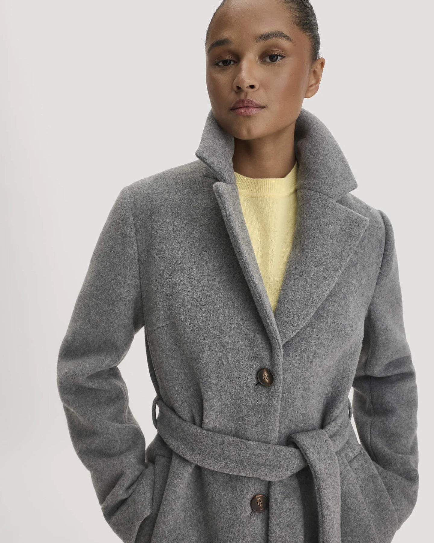 hessnatur Damen Wollmantel Revers Regular aus 100% Wolle (recycled) - grau - Größe 36 – Ansicht 3