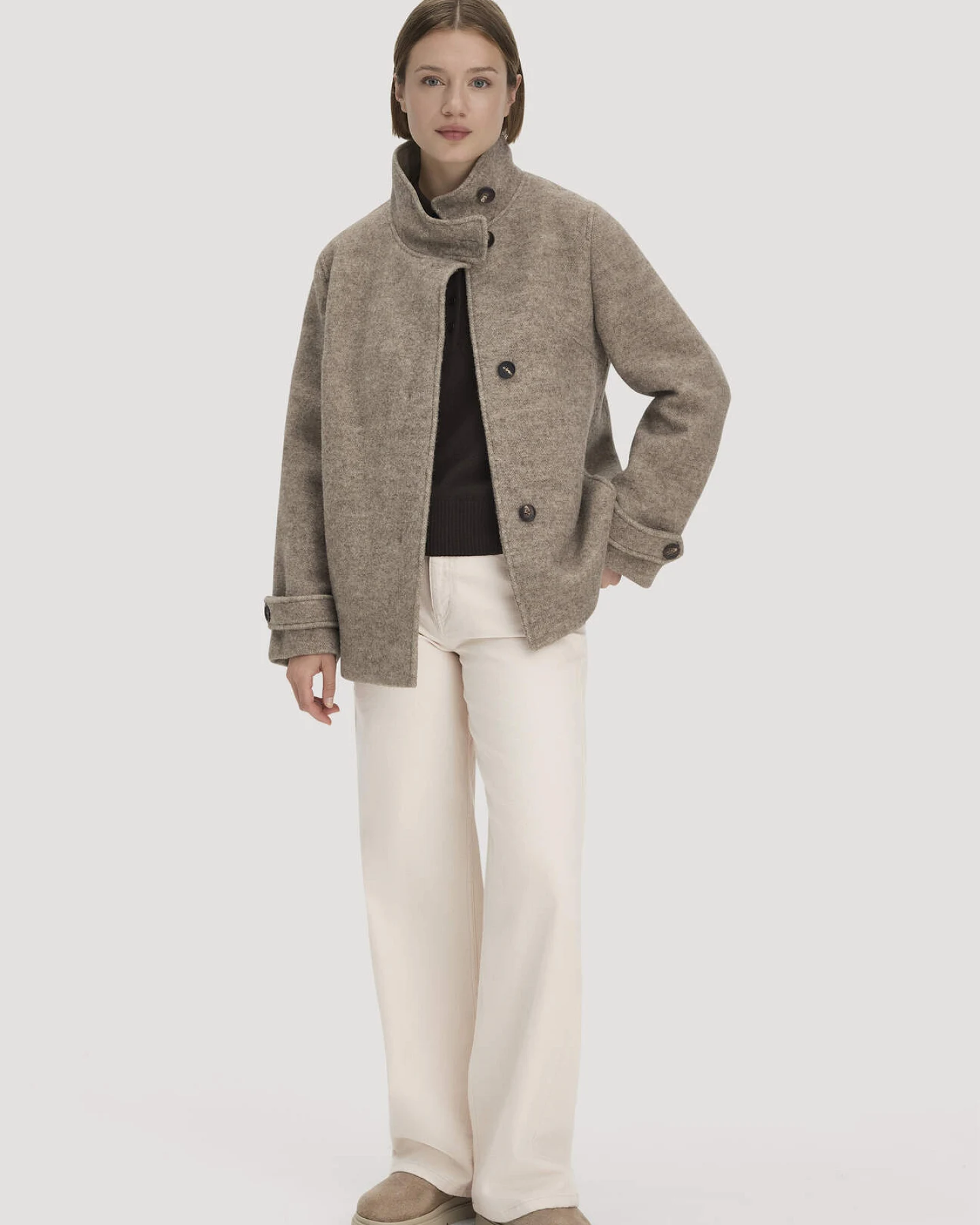 hessnatur Damen Rhön Jacke Relaxed aus Rhönschaf- und europäischer Schurwolle - beige - Größe 34 – Ansicht 2