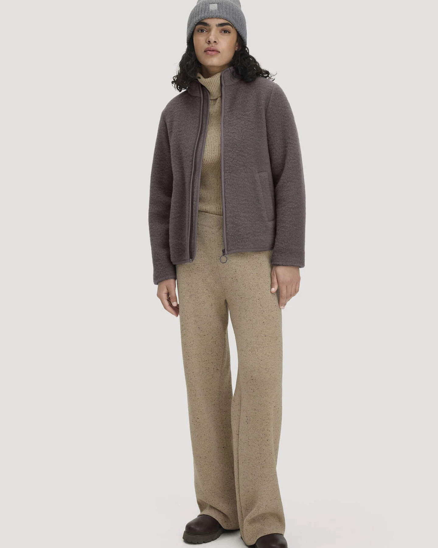 hessnatur Damen Wollfleece Jacke Regular aus Bio-Merinowolle - lila - Größe L – Ansicht 2