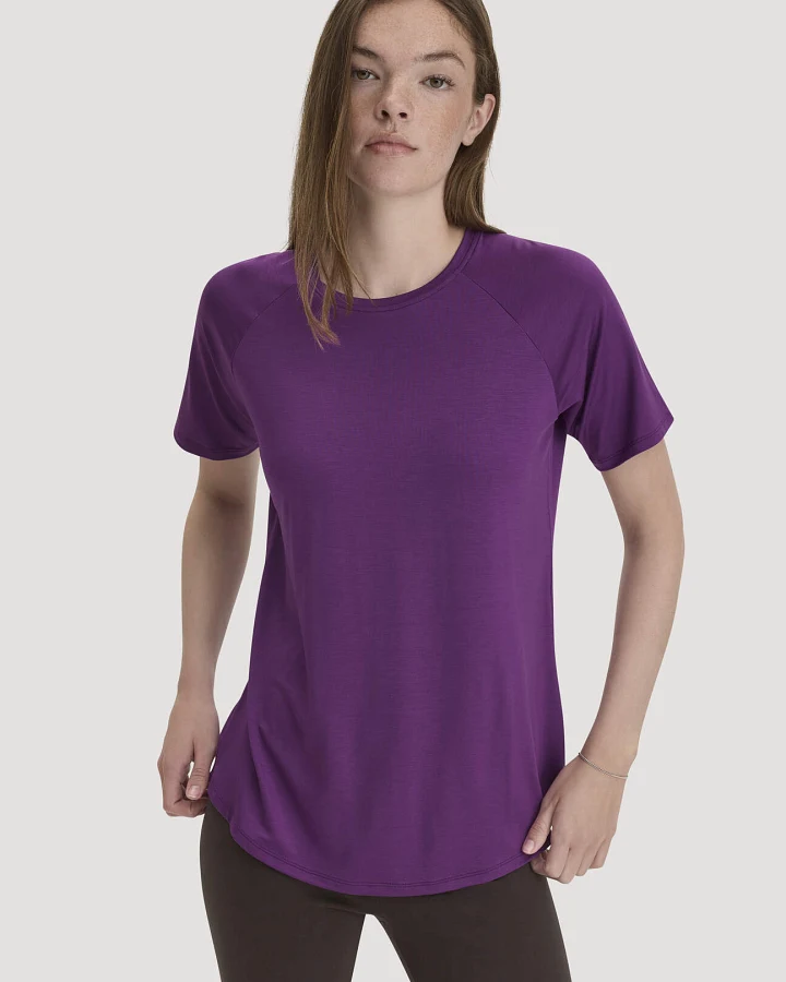hessnatur Loungewear T-Shirt Regular ACTIVE COMFORT aus TENCEL™ Lyocell - lila - Größe 34