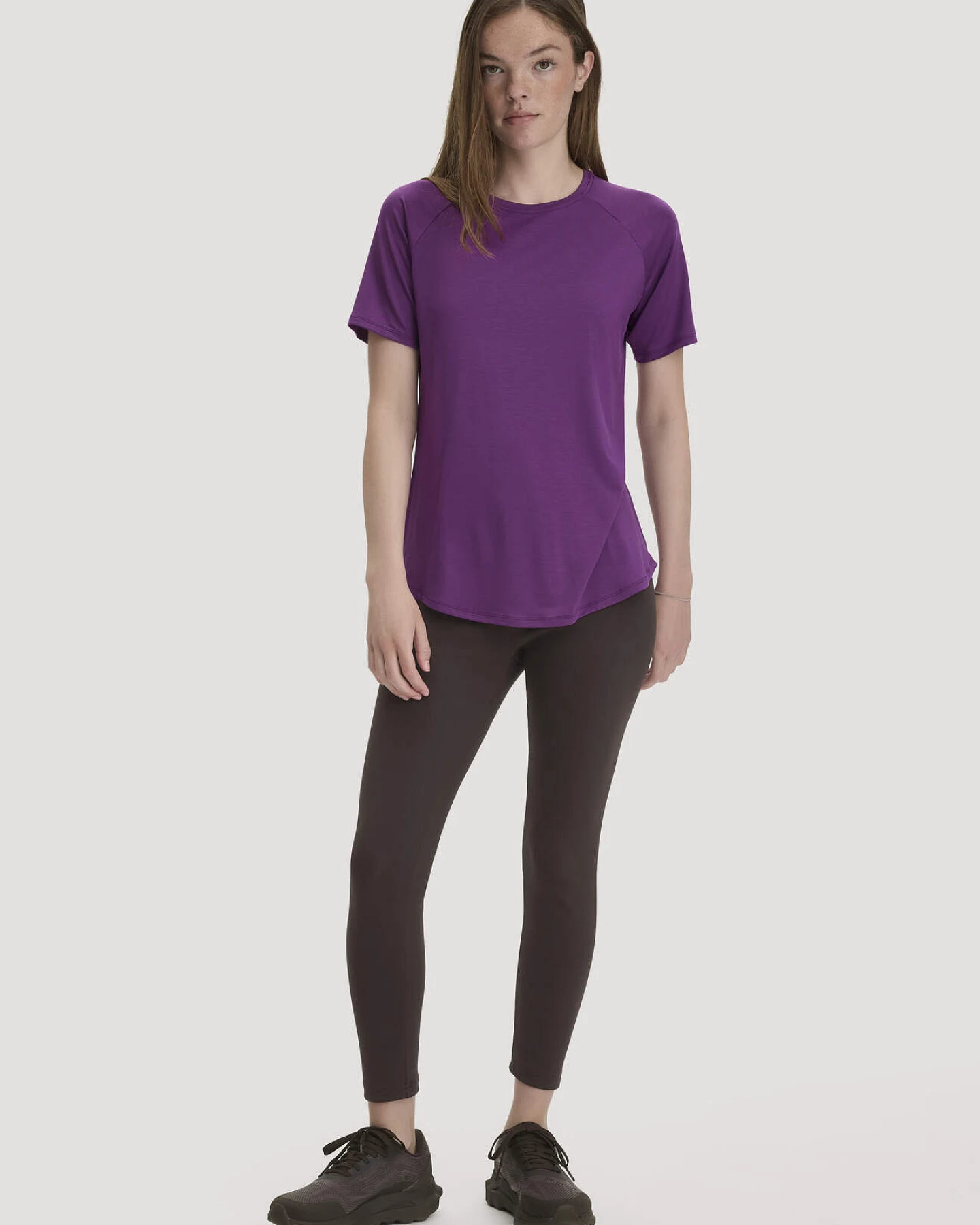 hessnatur Loungewear T-Shirt Regular ACTIVE COMFORT aus TENCEL™ Lyocell - lila - Größe 36 – Ansicht 2