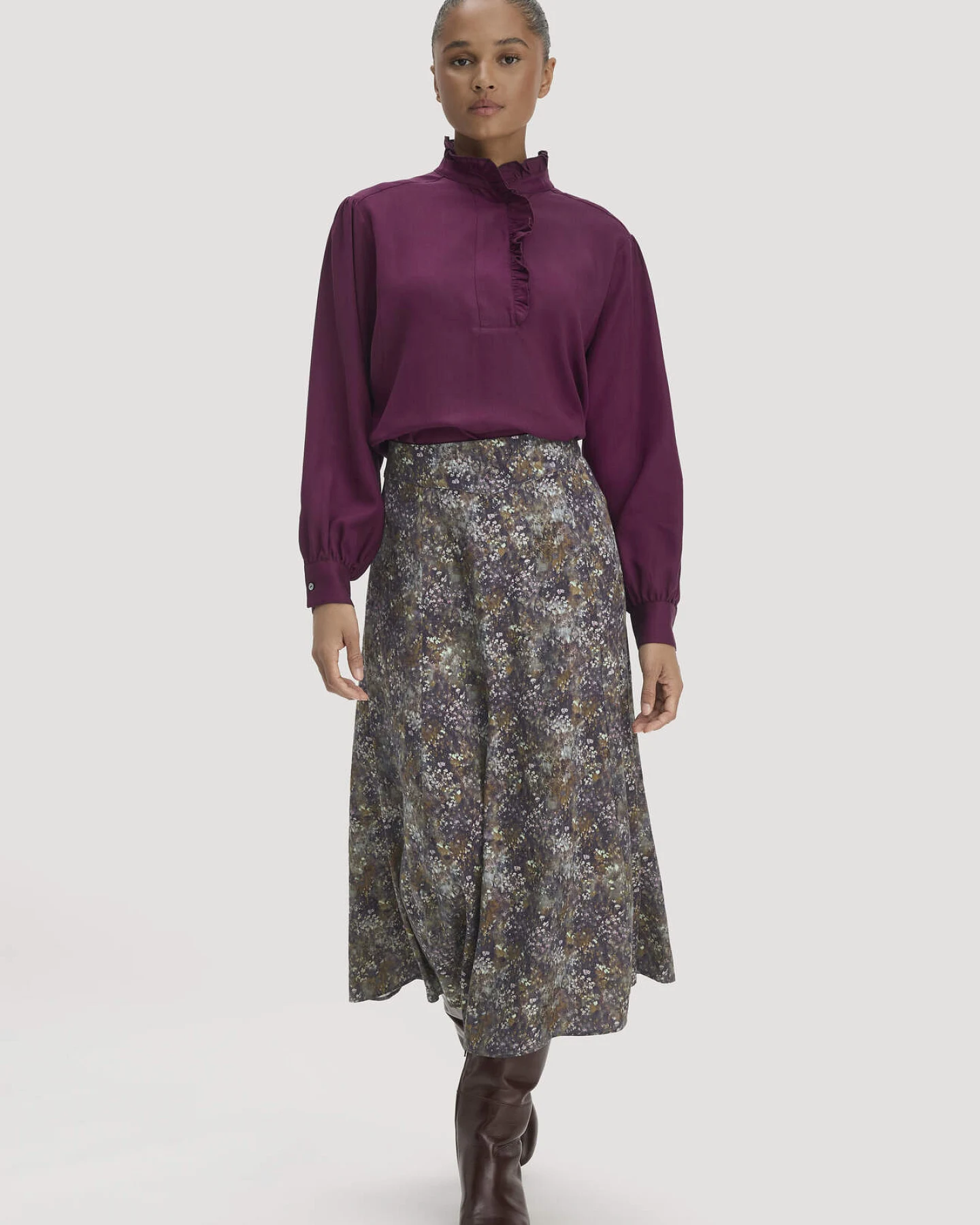 hessnatur Damen Midirock ausgestellter Schnitt aus TENCEL™ Lyocell und LENZING™ ECOVERO™ Viskose - lila - Größe 34 – Ansicht 4