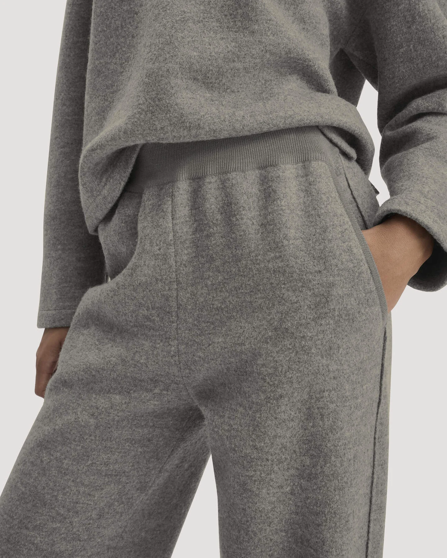 hessnatur Damen Strickhose Relaxed aus Bio-Merinowolle - grau - Größe L – Ansicht 3