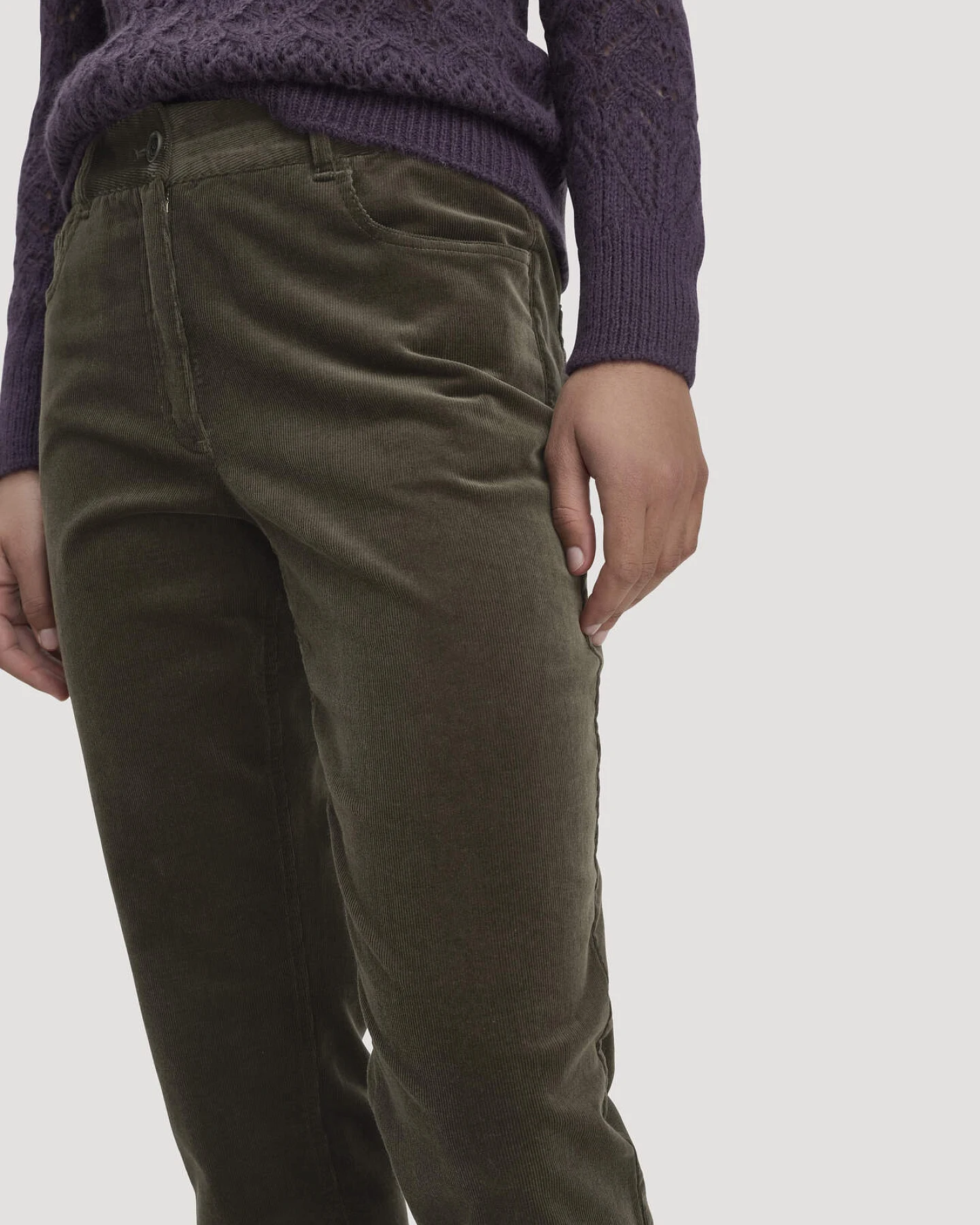 hessnatur Damen Gewebe Cord Hose Straight Leg aus Bio-Baumwolle - grün - Größe 42 – Ansicht 3