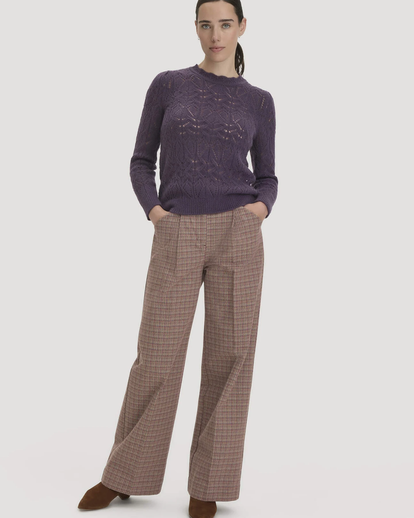 hessnatur Damen Pullover Regular aus Alpaka - lila - Größe M – Ansicht 2
