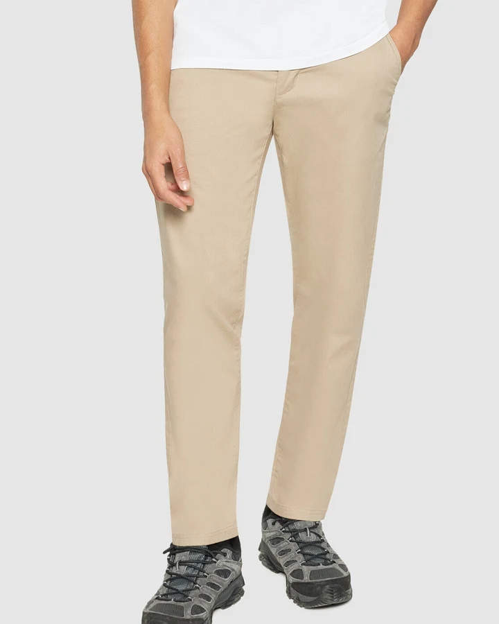 KnowledgeCotton Apparel Herren vegan Hose Canvas Chuck Regular Light Feather Gray