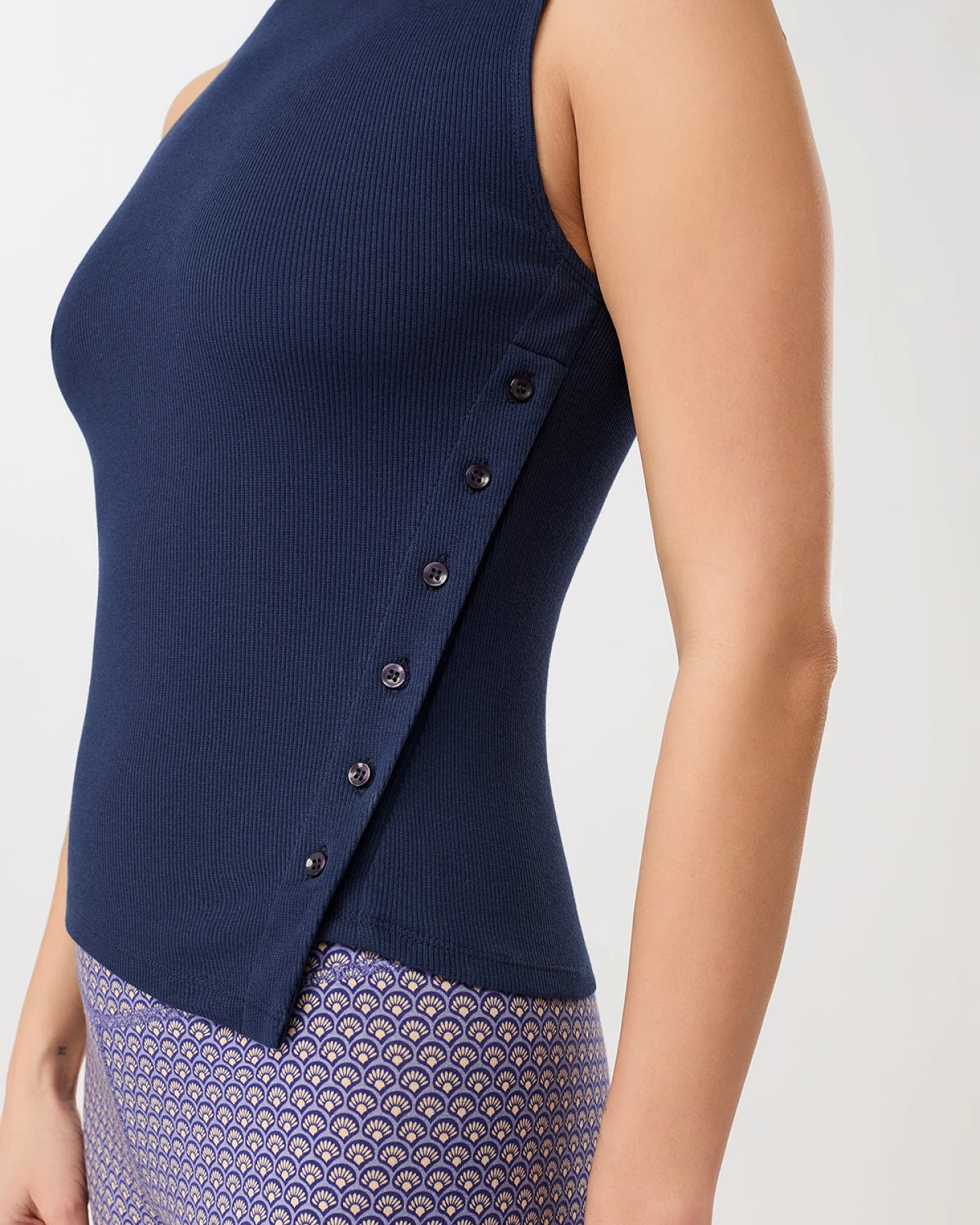 MANDALA Damen vegan Top Side Button Nachthimmel – Ansicht 2