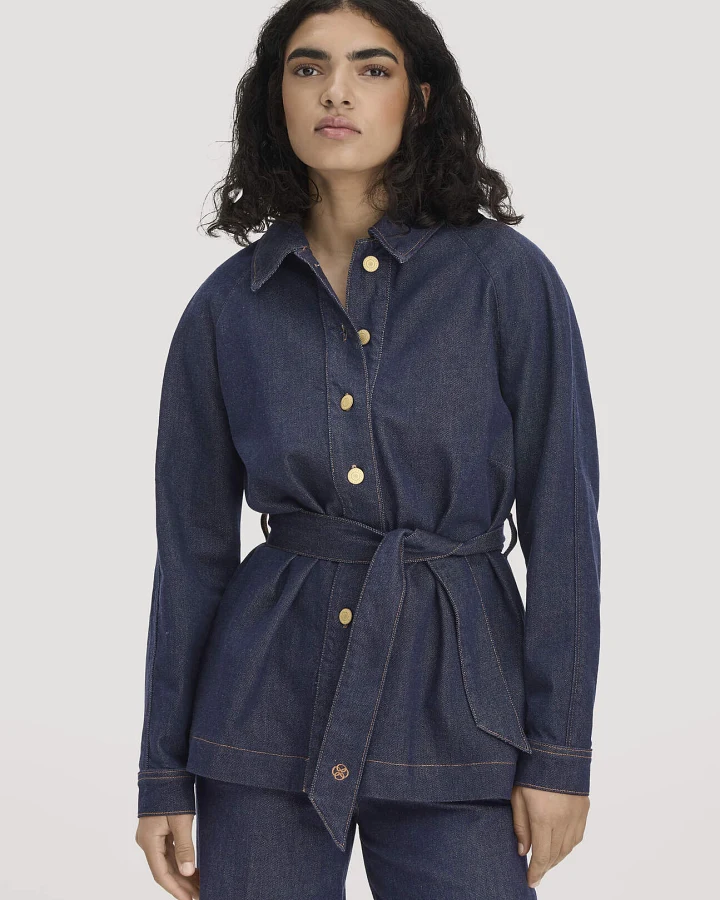 hessnatur Damen Jeansjacke Relaxed aus Bio-Denim - blau - Größe 36