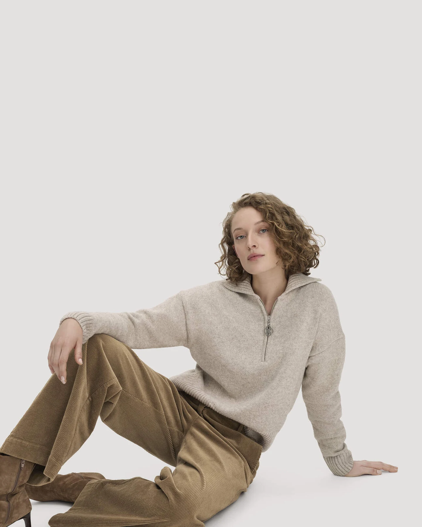 hessnatur Damen Cordhose Wide Leg Relaxed aus Bio-Baumwolle - braun - Größe 38 – Ansicht 4
