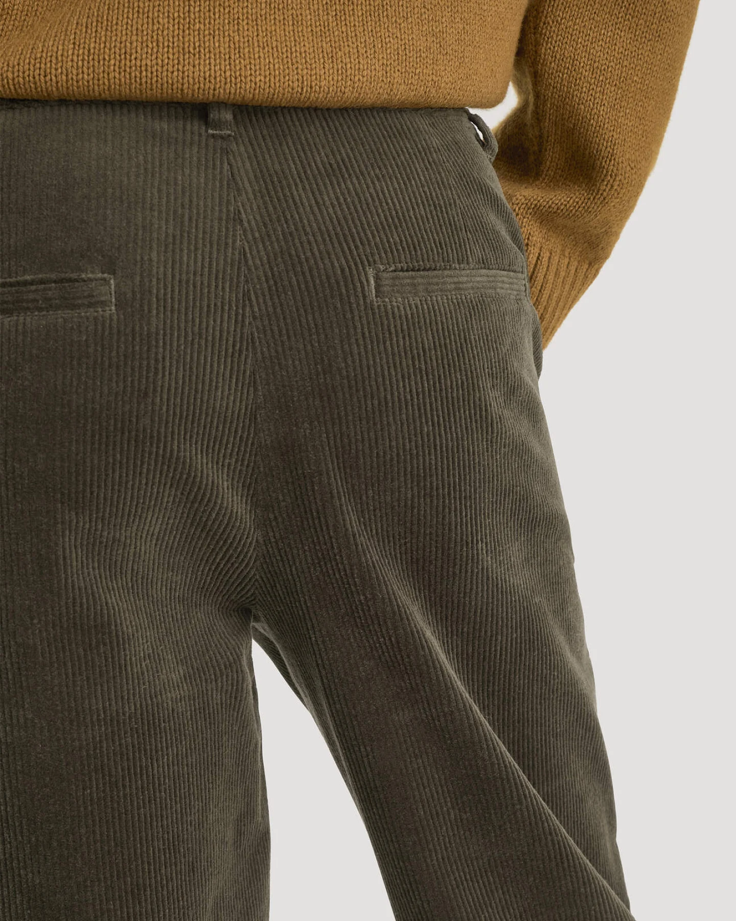 hessnatur Damen Cordhose Wide Leg Relaxed aus Bio-Baumwolle - grün - Größe 46 – Ansicht 3