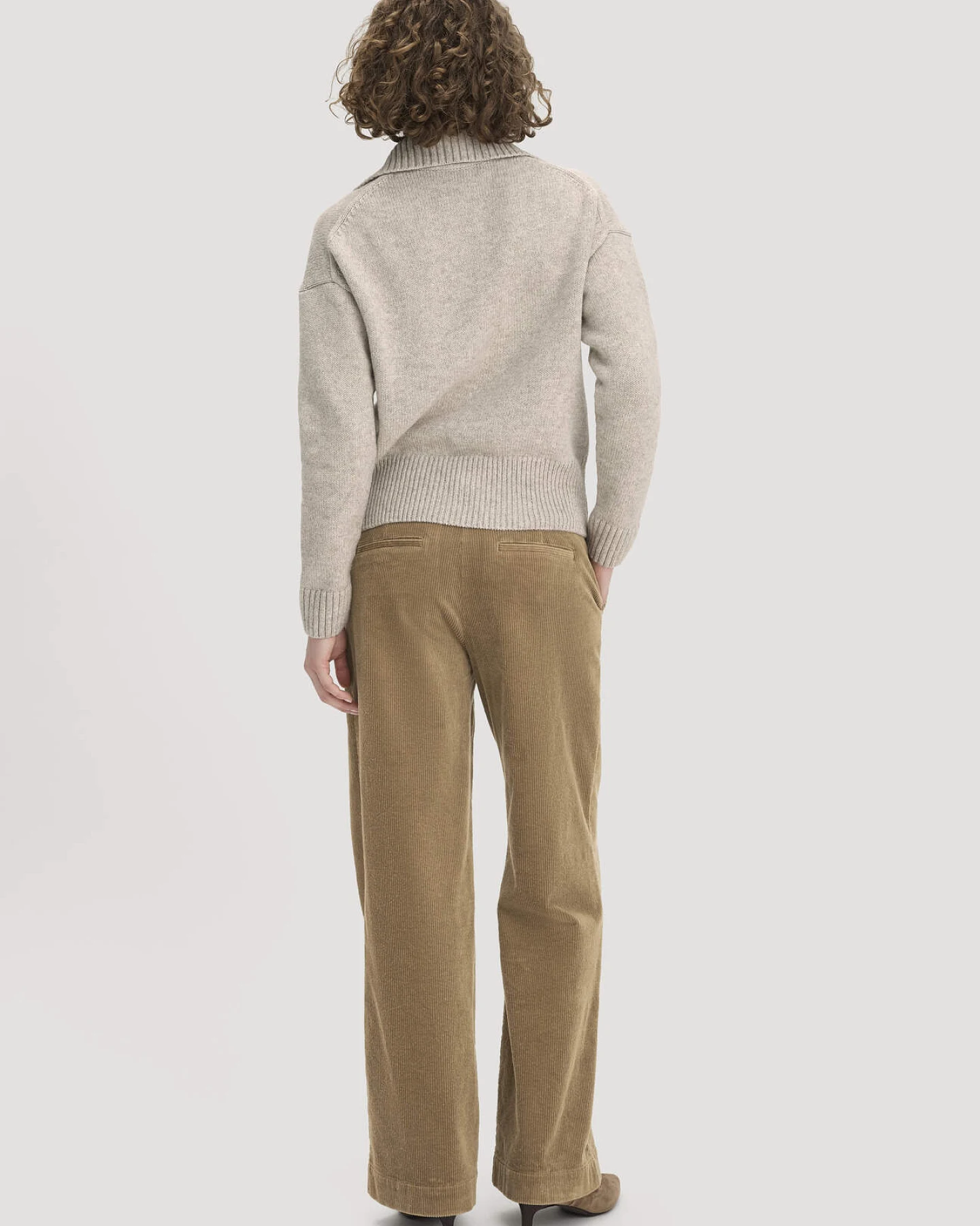 hessnatur Damen Cordhose Wide Leg Relaxed aus Bio-Baumwolle - braun - Größe 44 – Ansicht 2