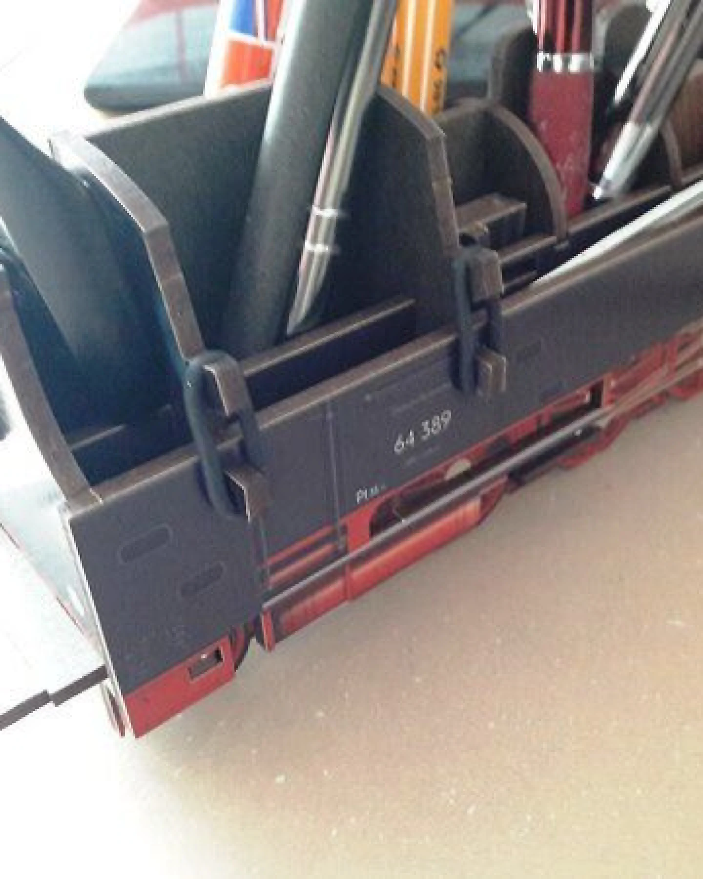 Werkhaus – Stiftebox „Dampflok BR 64“ (Stecksystem) – Ansicht 3