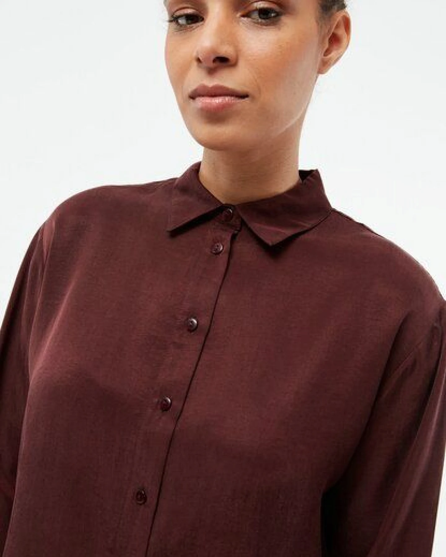 Givn Berlin Kurze Bluse GBSAVANNAH aus TENCEL – Ansicht 4