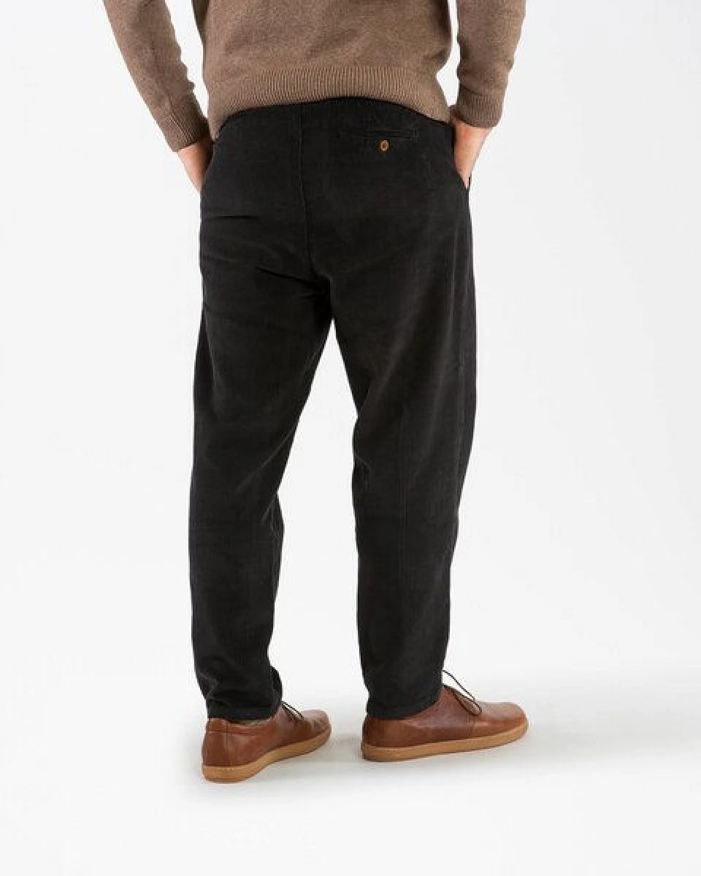 Matona Kordhose für Männer aus Bio-Baumwolle / Corduroy Trousers – Ansicht 2