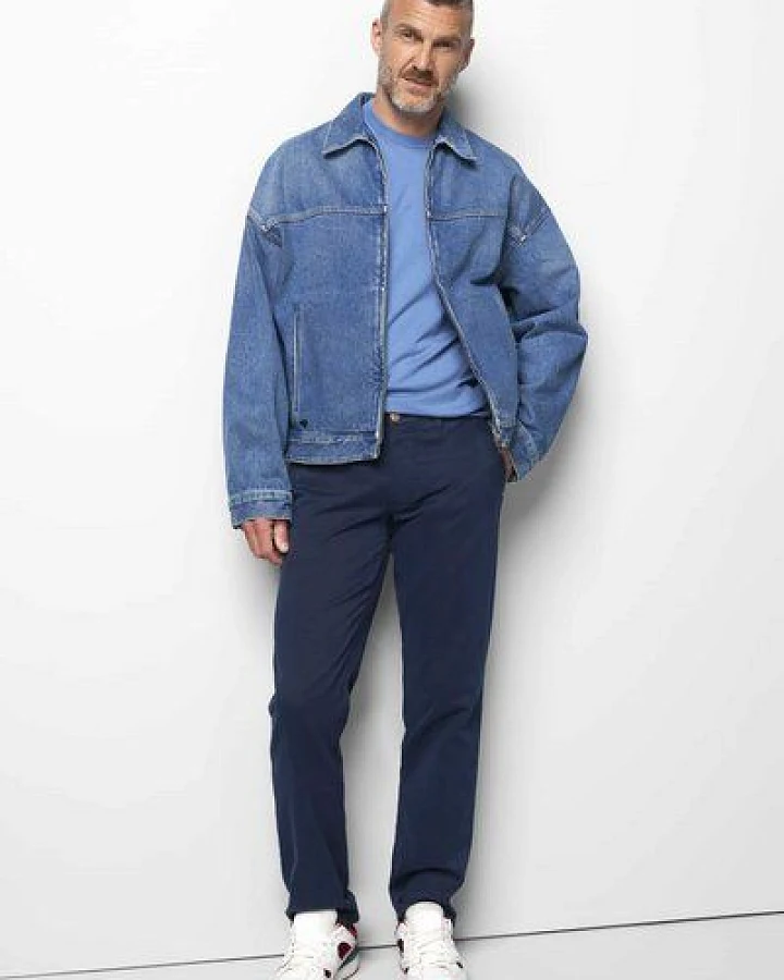 Blau