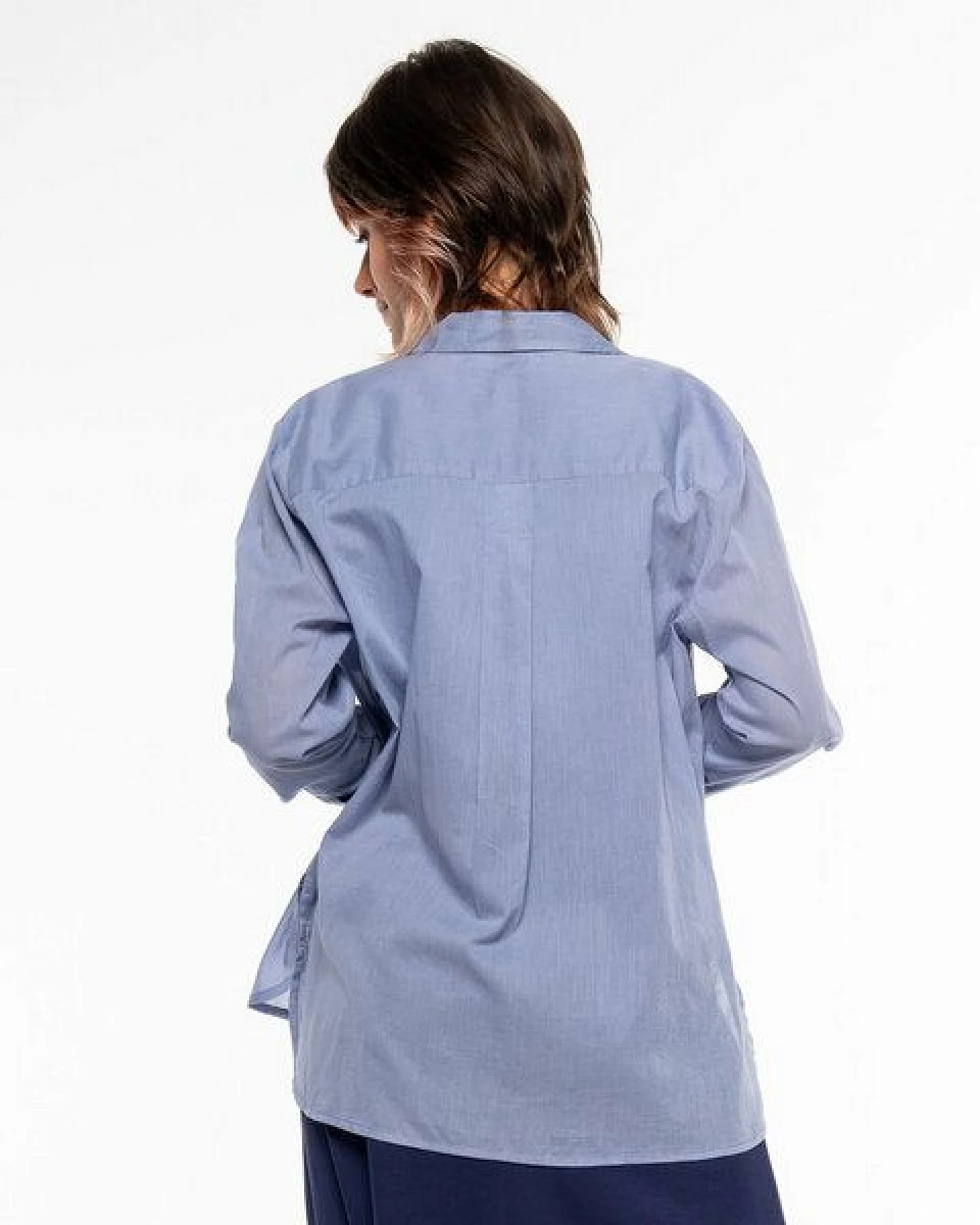 Alma & Lovis Lässige Hemdbluse aus feinster Bio-Baumwolle – Ansicht 4
