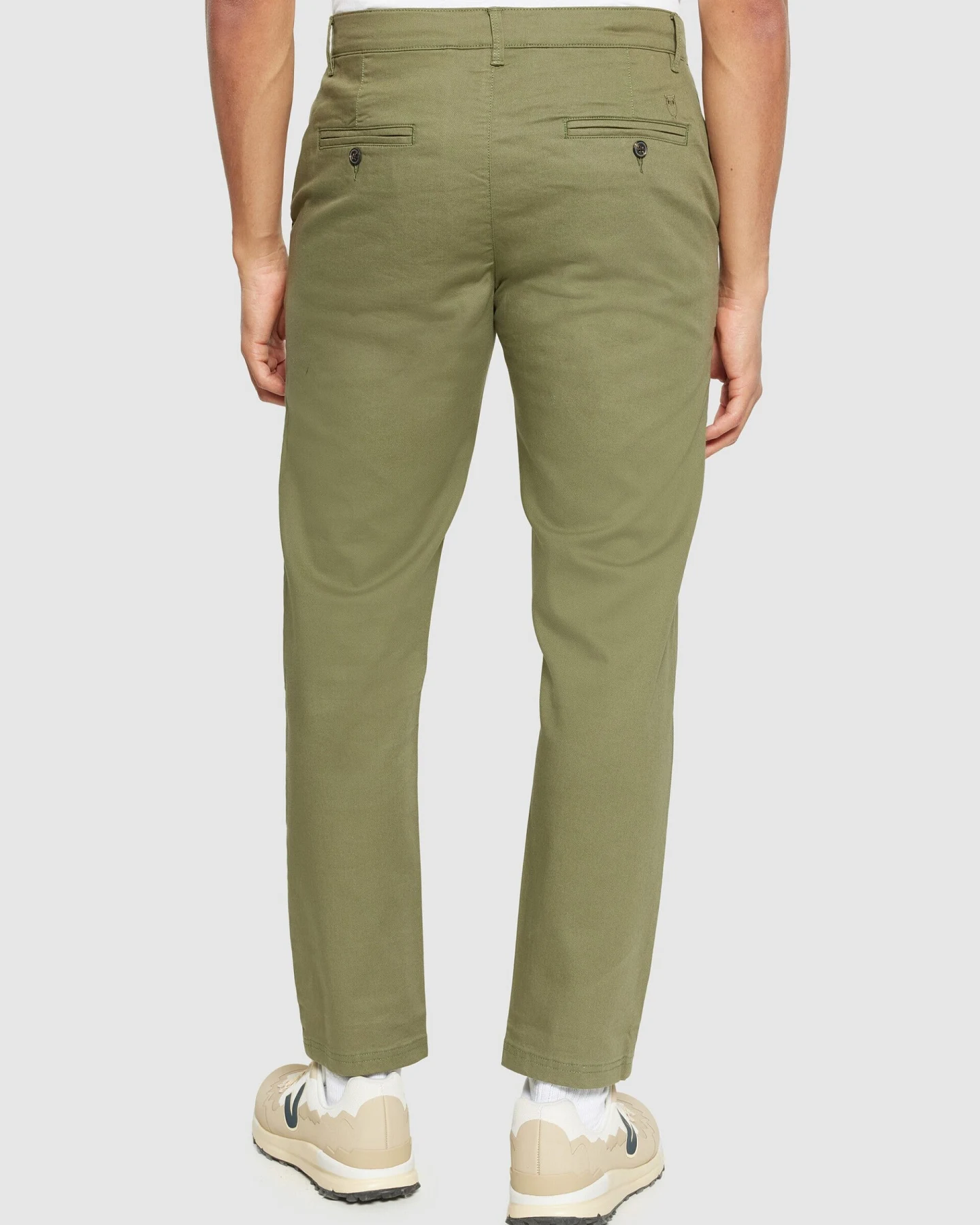 KnowledgeCotton Apparel Herren vegan Hose Canvas Chuck Regular Gebrannte Olive – Ansicht 2