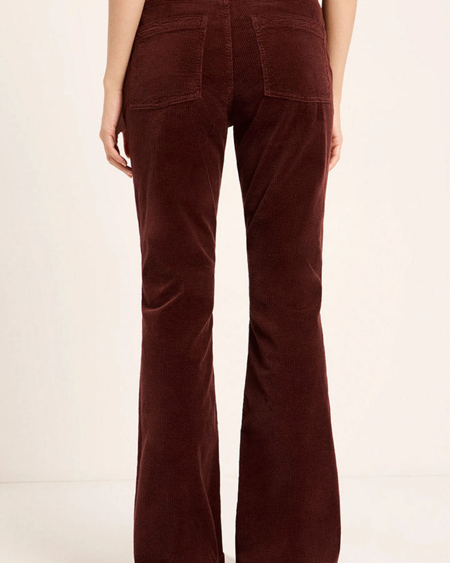 Lanius Damen vegan Hose Mit Ausgestelltem Bein Aus Cord Schokoladenbraun – Ansicht 2