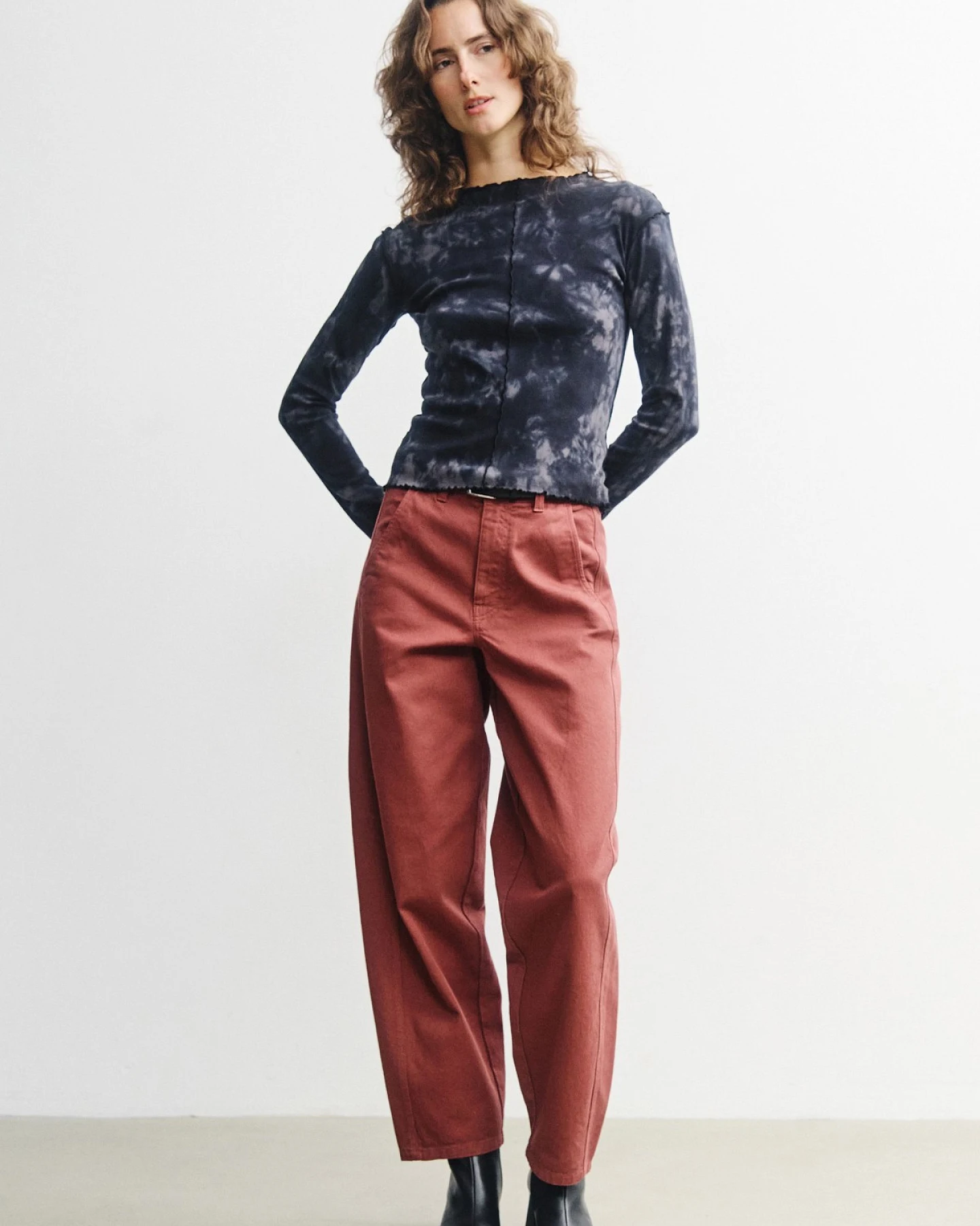 Longsleeve Pin-Tucked Tie Die Schwarz – Ansicht 3
