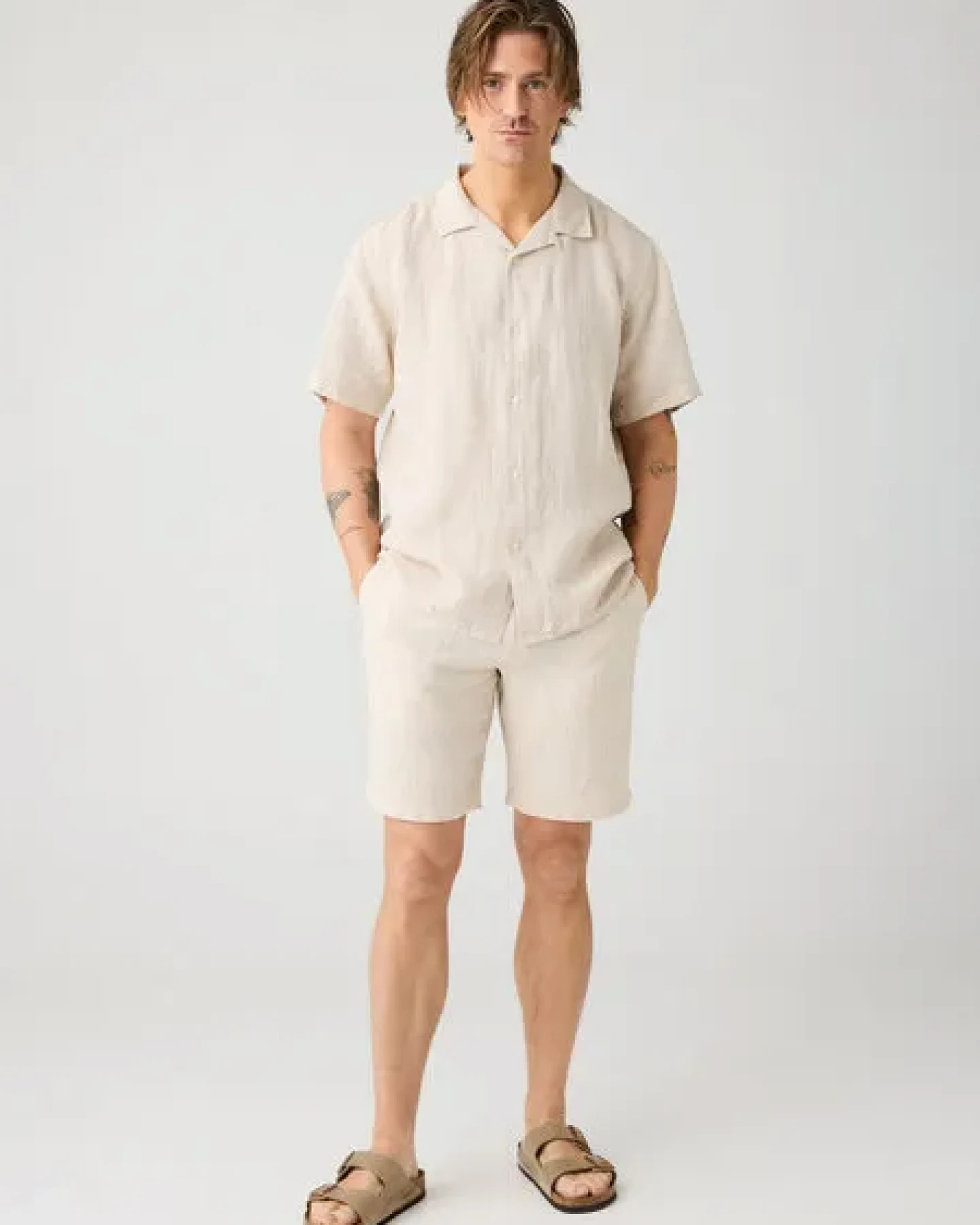KnowledgeCotton Apparel Leinenshorts - Loose linen shorts - VEGAN - aus Bio-Leinen – Ansicht 2