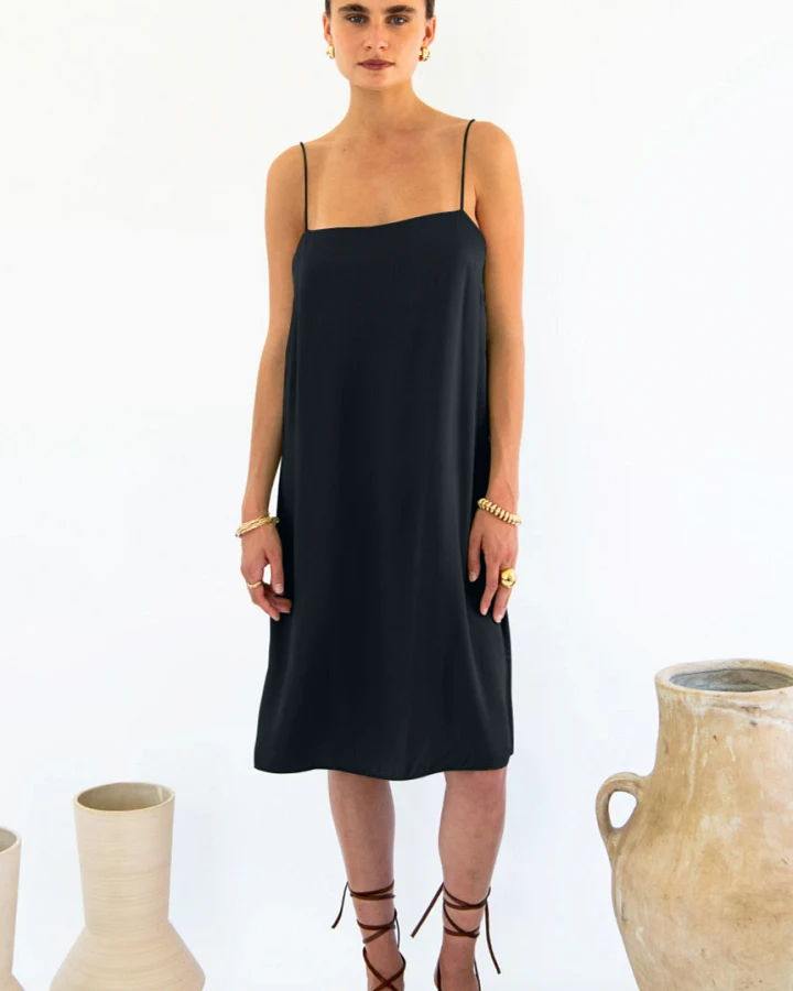 Neu Nomads Damen vegan Slip Dress Julianne Boxy Schwarz