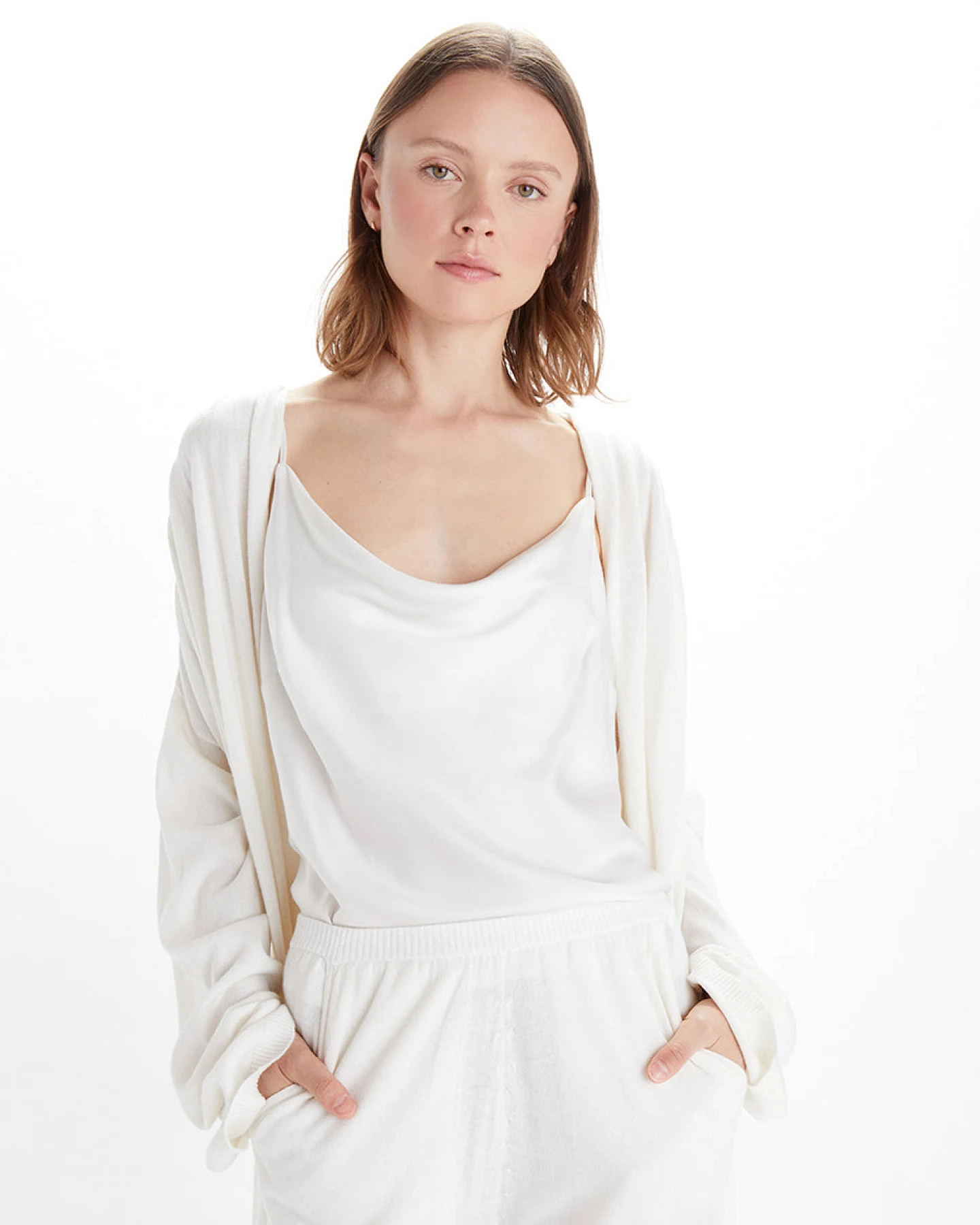 Neu Nomads Damen vegan Tops Cowl Neck Schneewittchen – Ansicht 2