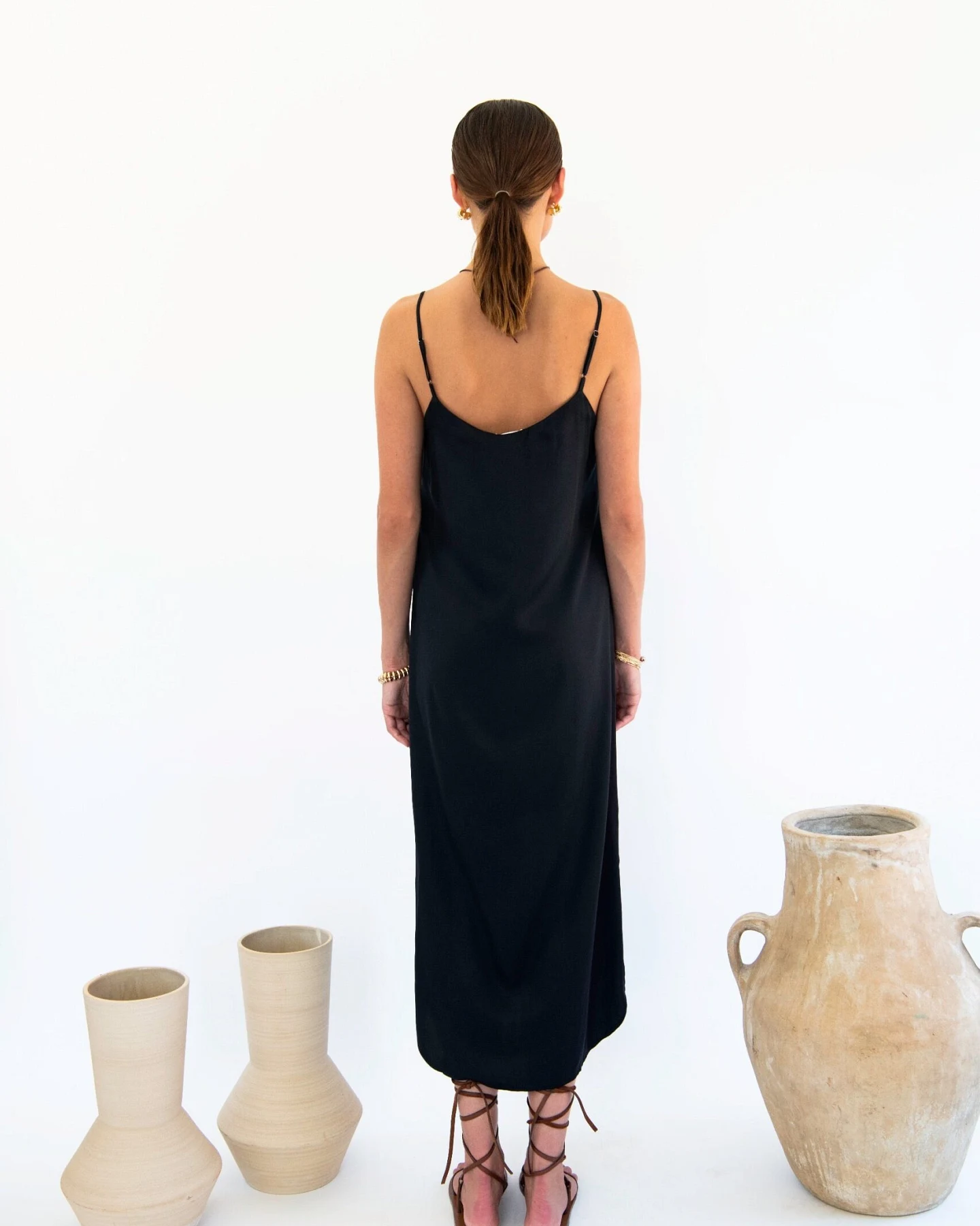 Neu Nomads Damen vegan Kleid Easy Slip Schwarz – Ansicht 2