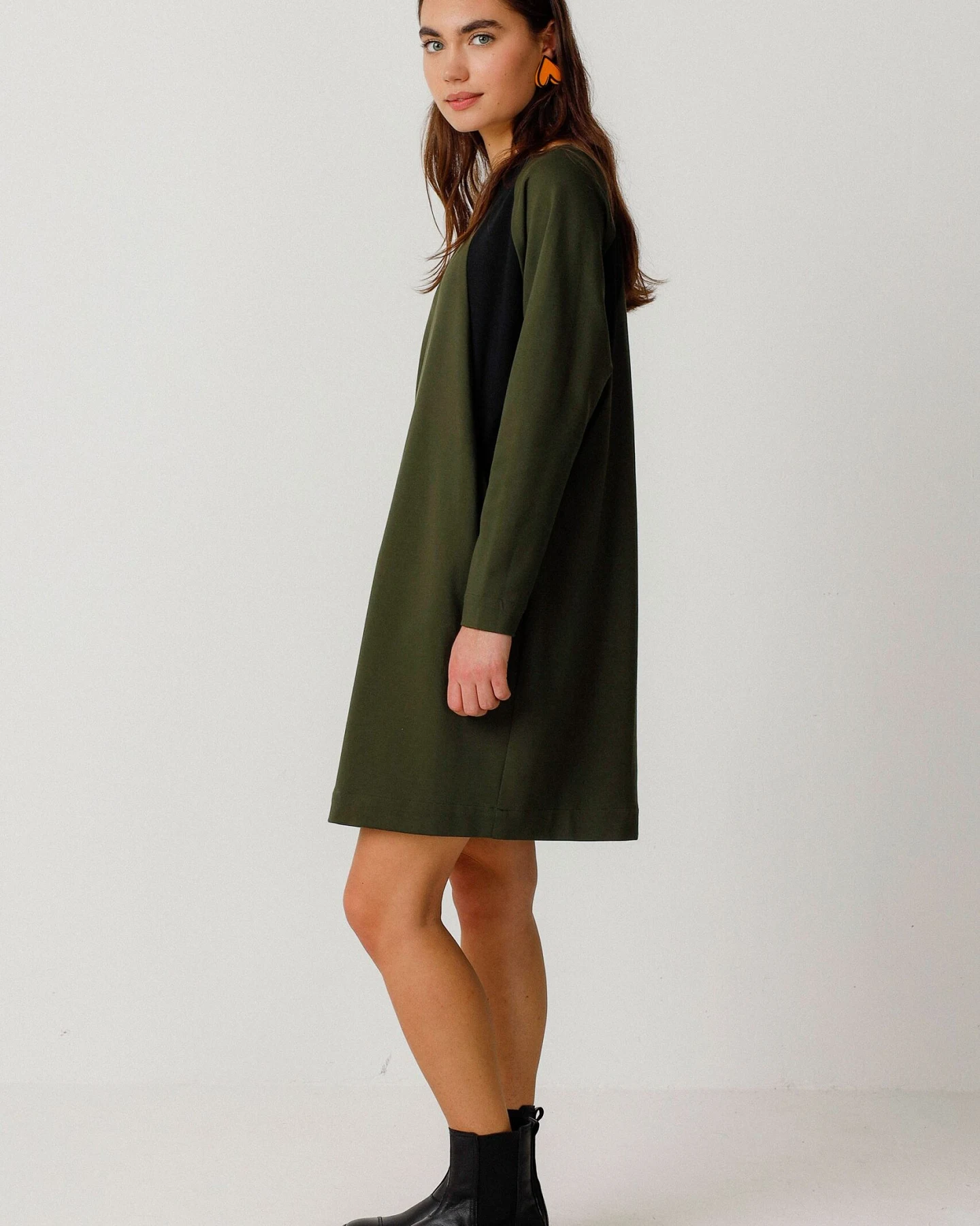 SKFK Damen vegan Kleid Ameli Grün – Ansicht 2