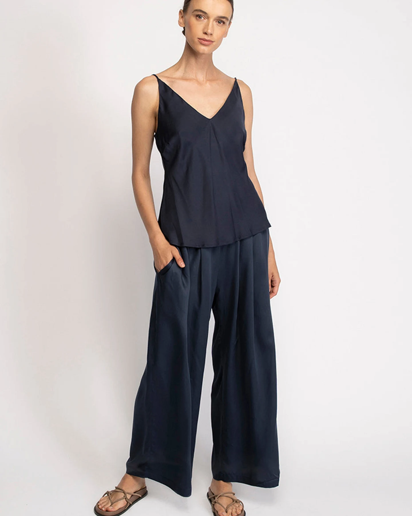 Neu Nomads Damen vegan Tops Bias Mitternachtsblau – Ansicht 2