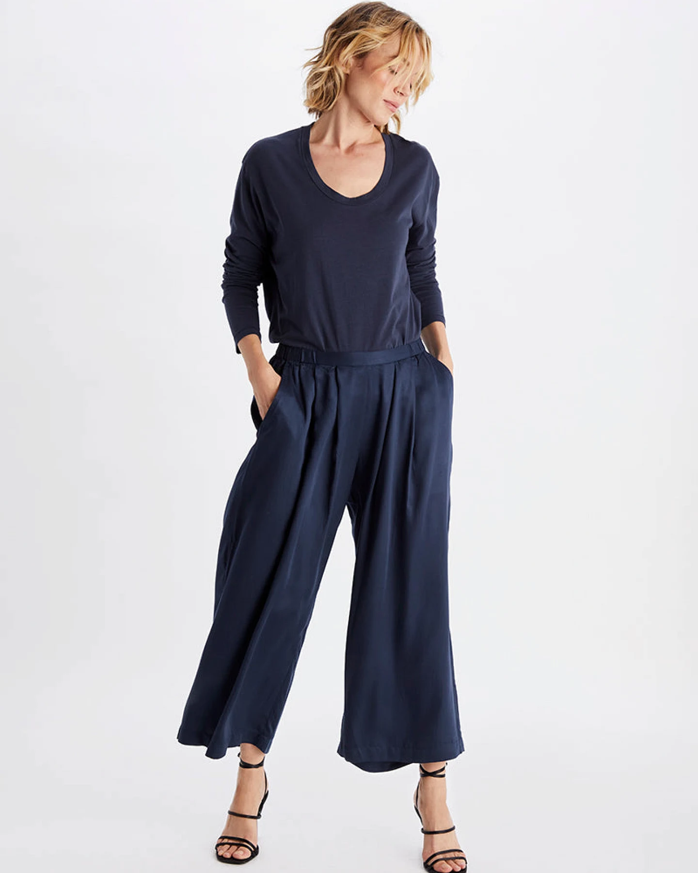 Neu Nomads Damen vegan Hose Cropped Palazzo Mitternachtsblau – Ansicht 2