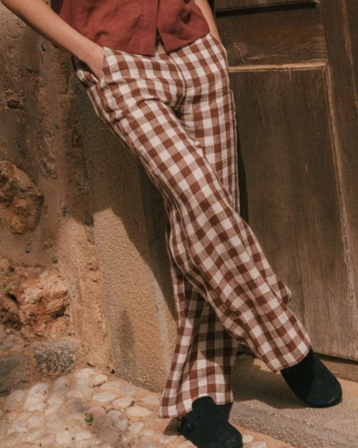 AmourLinen Damen vegan Hose Straight Barbora Mocha Gingham
