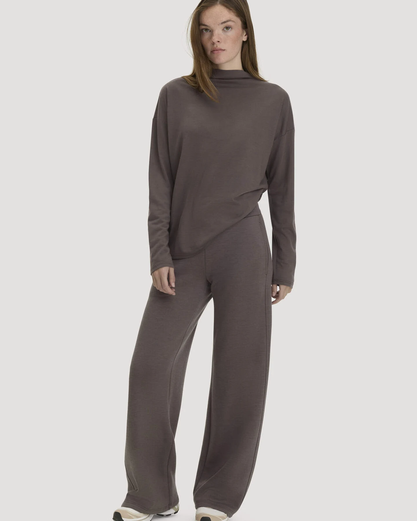 hessnatur Loungewear Longsleeve Oversize aus Bio-Merinowolle - lila - Größe M – Ansicht 2