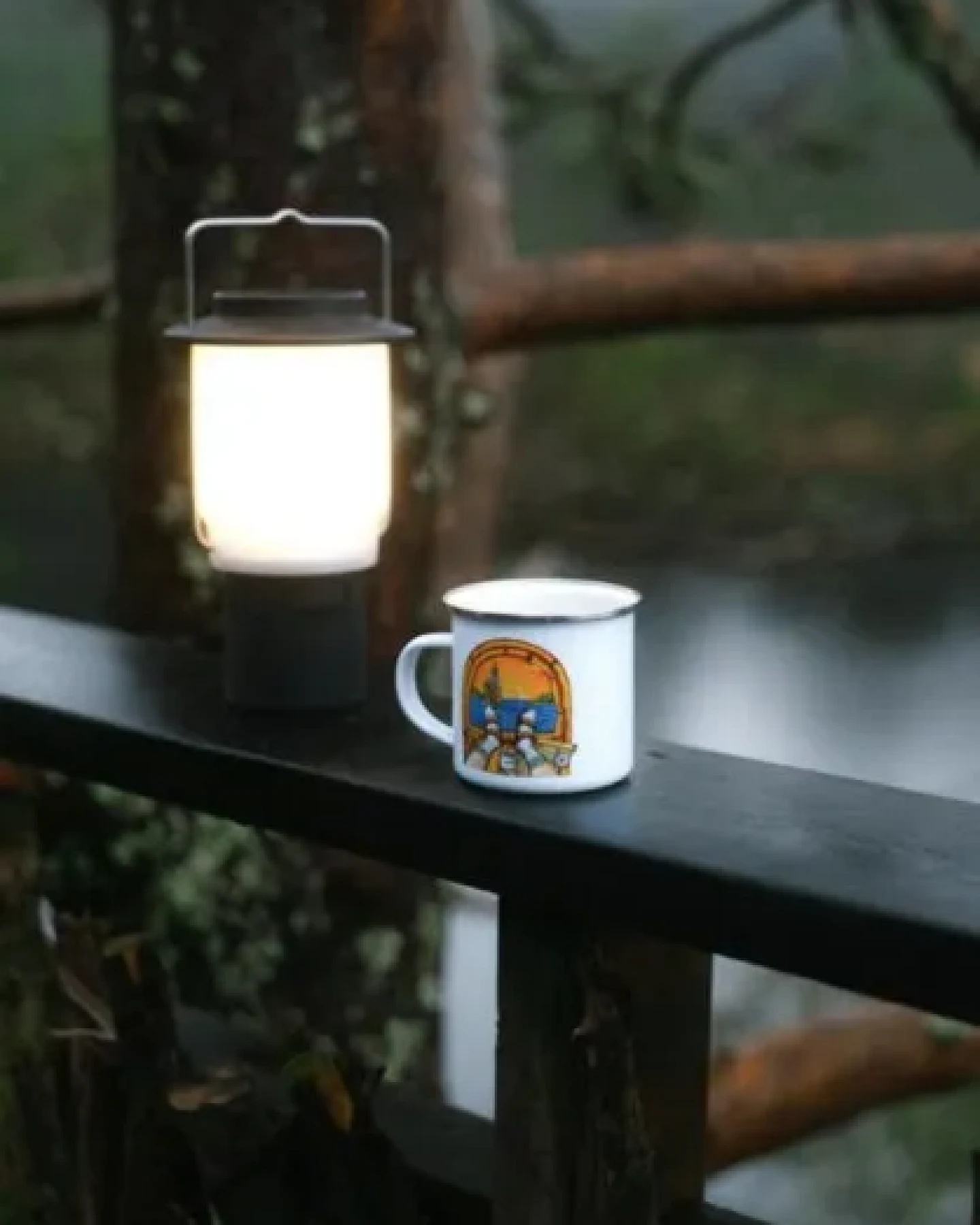 LAKOR Room with a View Enamel Mug Emaille Tasse – Ansicht 4
