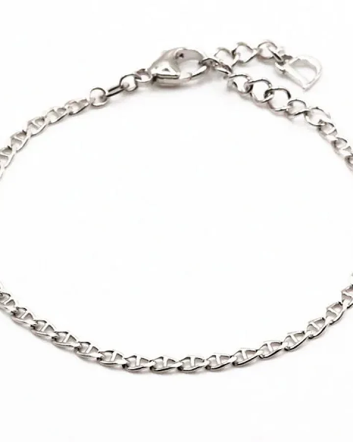juni Silberarmband aus recyceltem 925er Silber - hergestellt in Deutschland