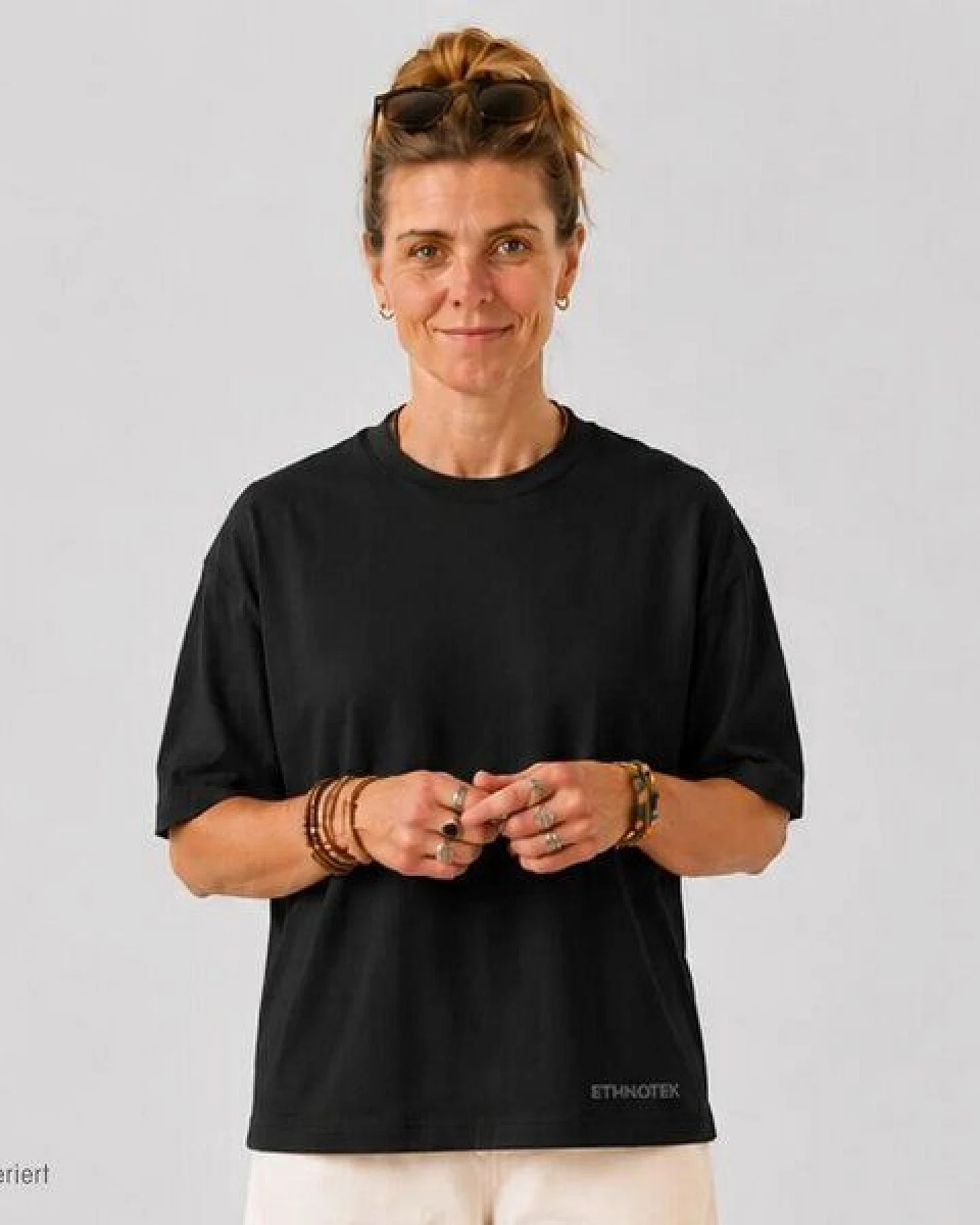 Ethnotek T-Shirt mit Stickerei Heavyweight Organic Cotton Oversized – Ansicht 3