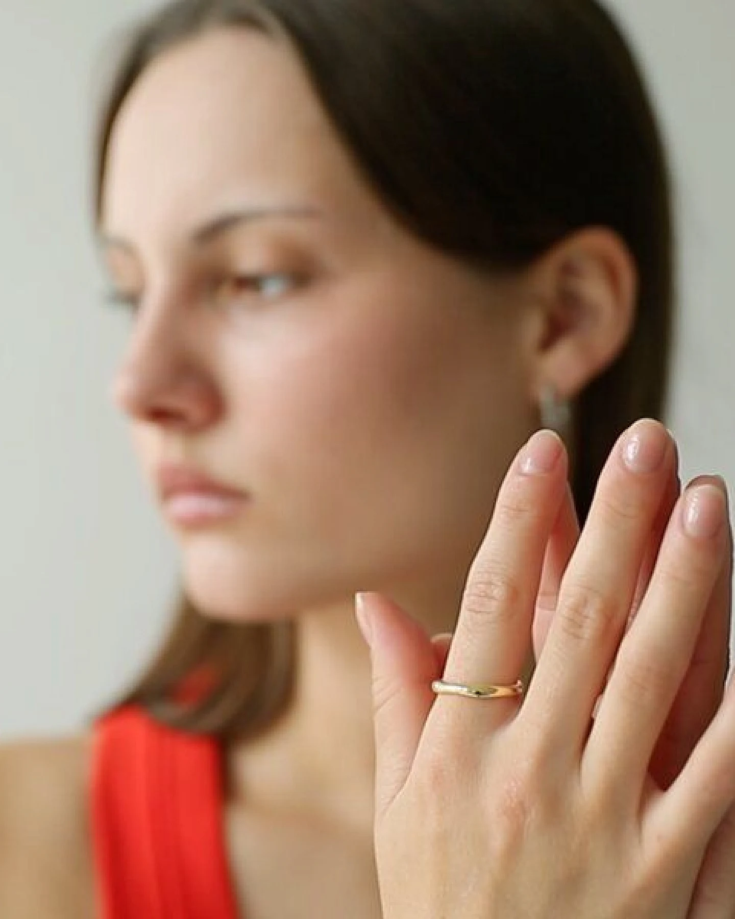 BELLYBIRD Jewellery Ring - ONDA, gewellte Form, Silber 925, vergoldet – Ansicht 3