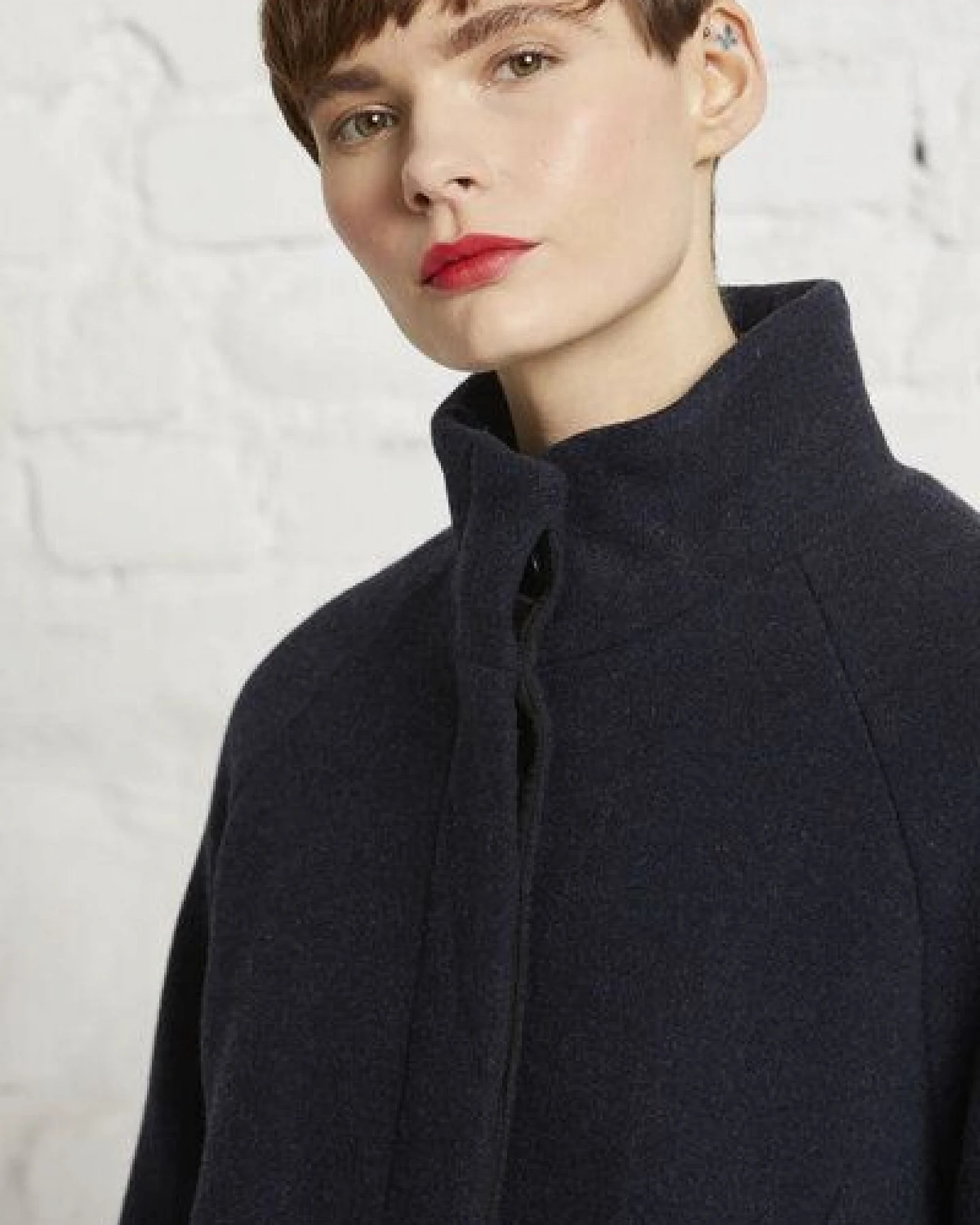 Wunderwerk Damen Mantel aus Schurwolle, "O-shape coat" – Ansicht 2