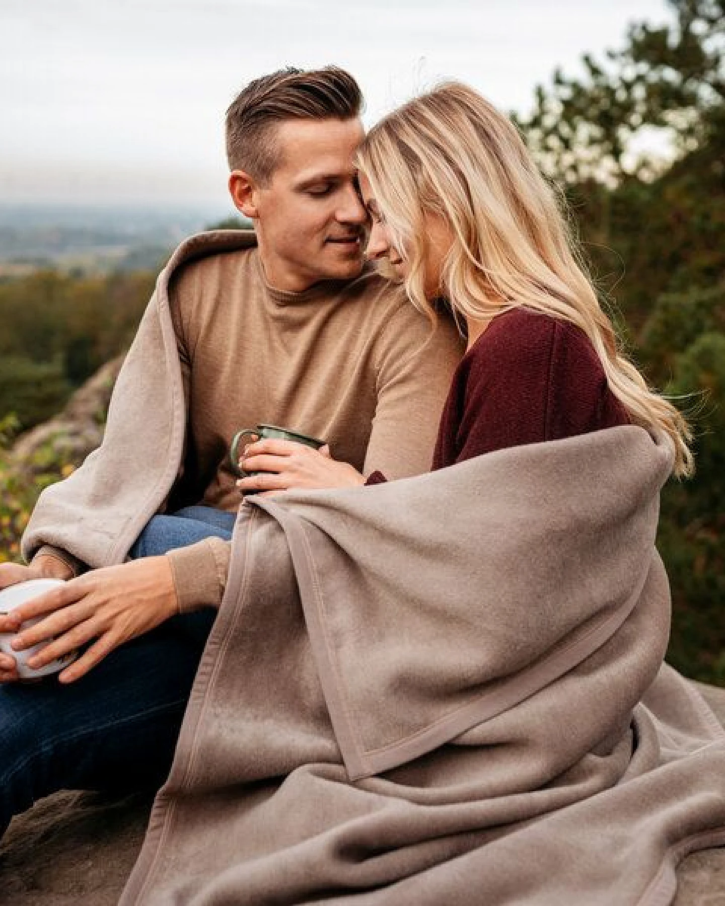 biederlack Wohn-und Kuscheldecke "Unicolour " tolle Farben wählbar – Ansicht 4