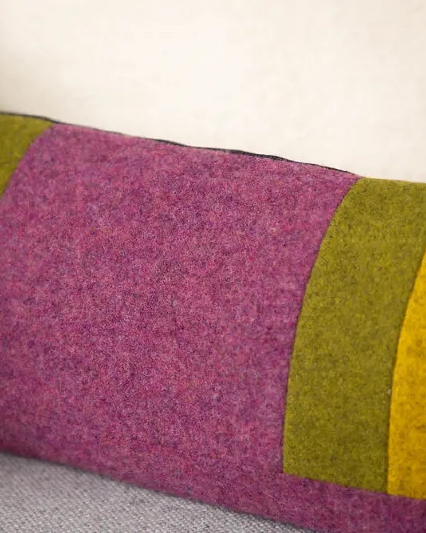 nahtur-design Rückenstützkissen aus Loden – Ansicht 3